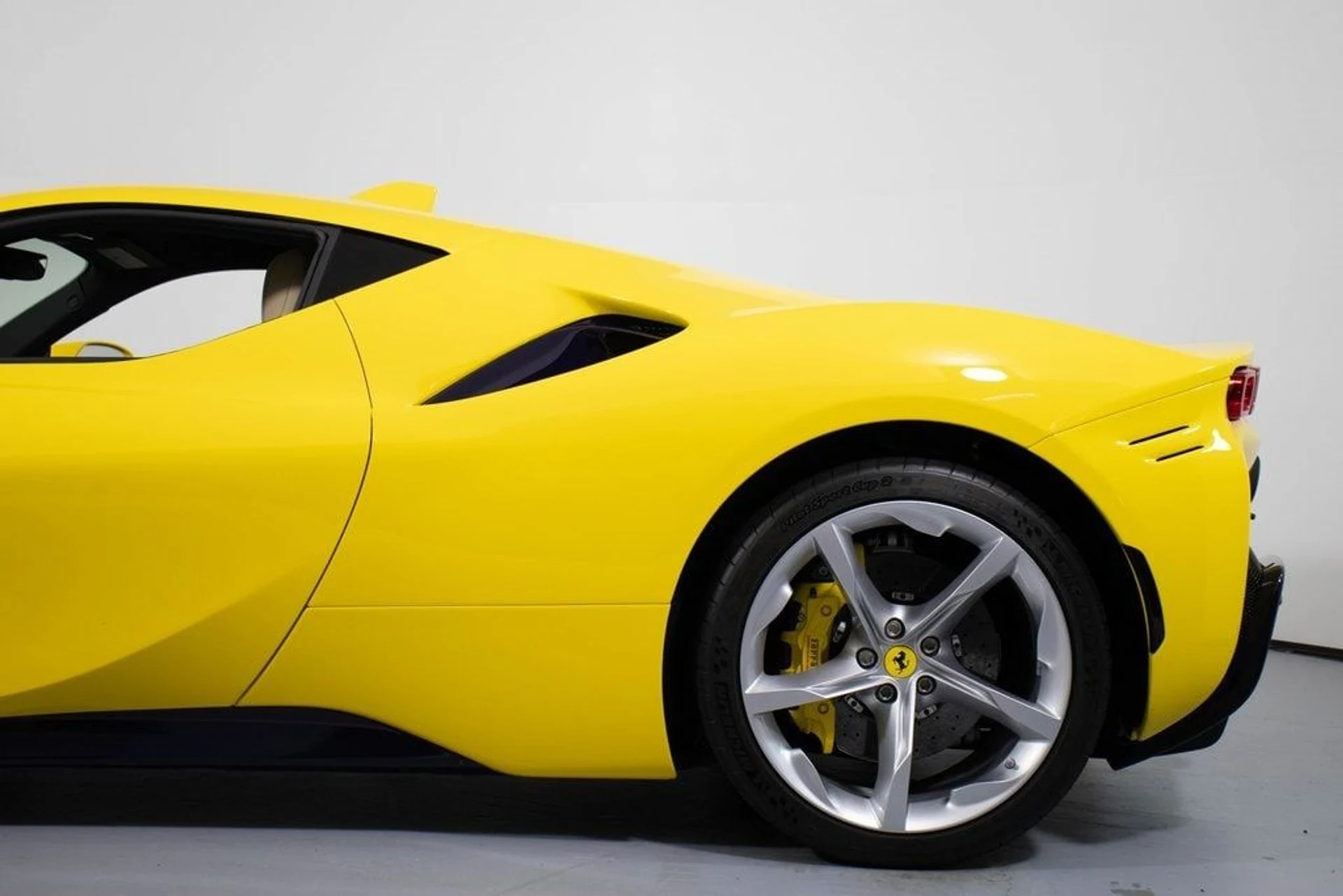 mph026_1868639722_f741aa75f435312b6e9e54804f340707x_ad62ef34d2