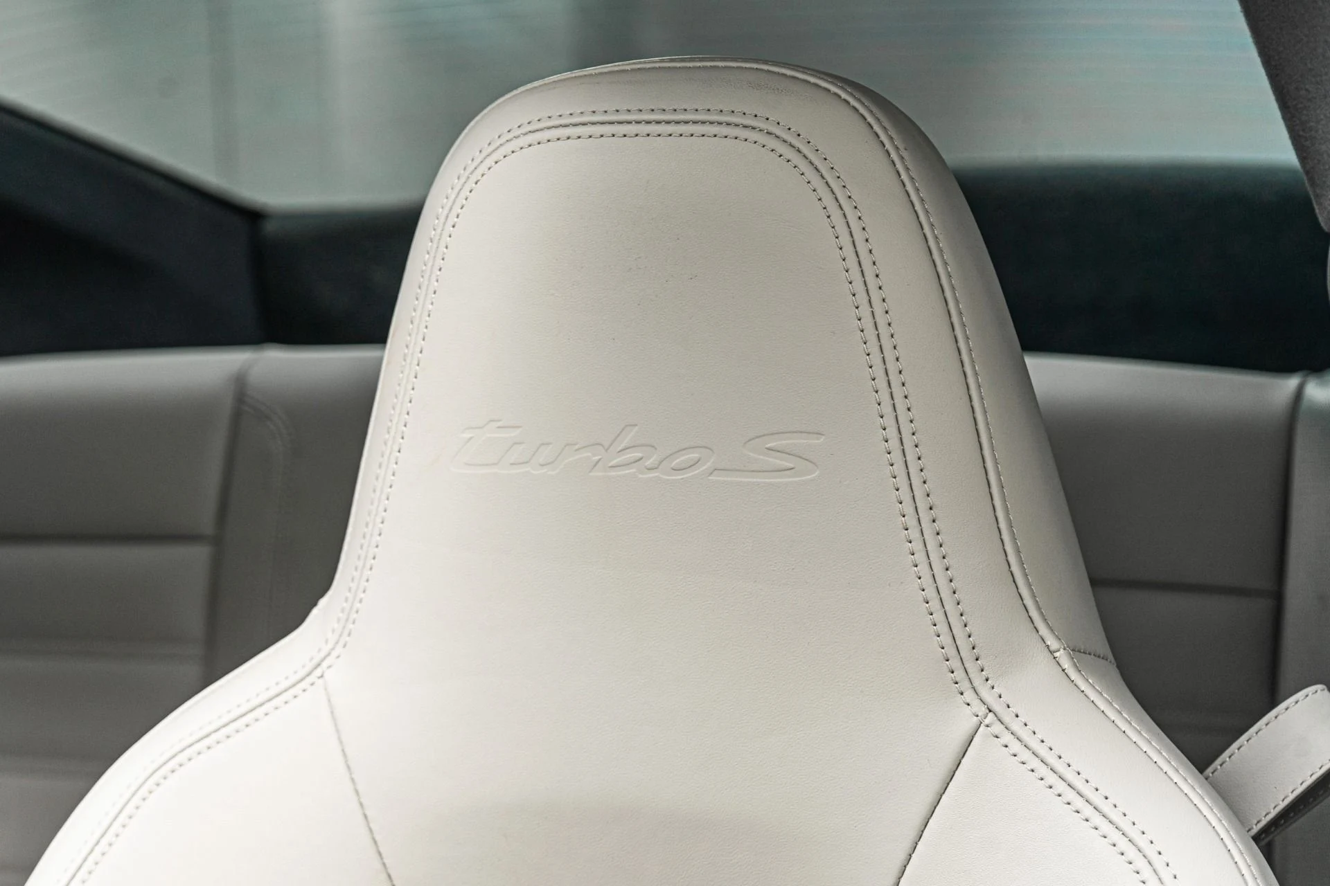 mph026_1871051458_Used_2022_Porsche_911_Turbo_S_Burmester_High_End_Audio_Sport_Exhaust_1758922499_372cb8b102