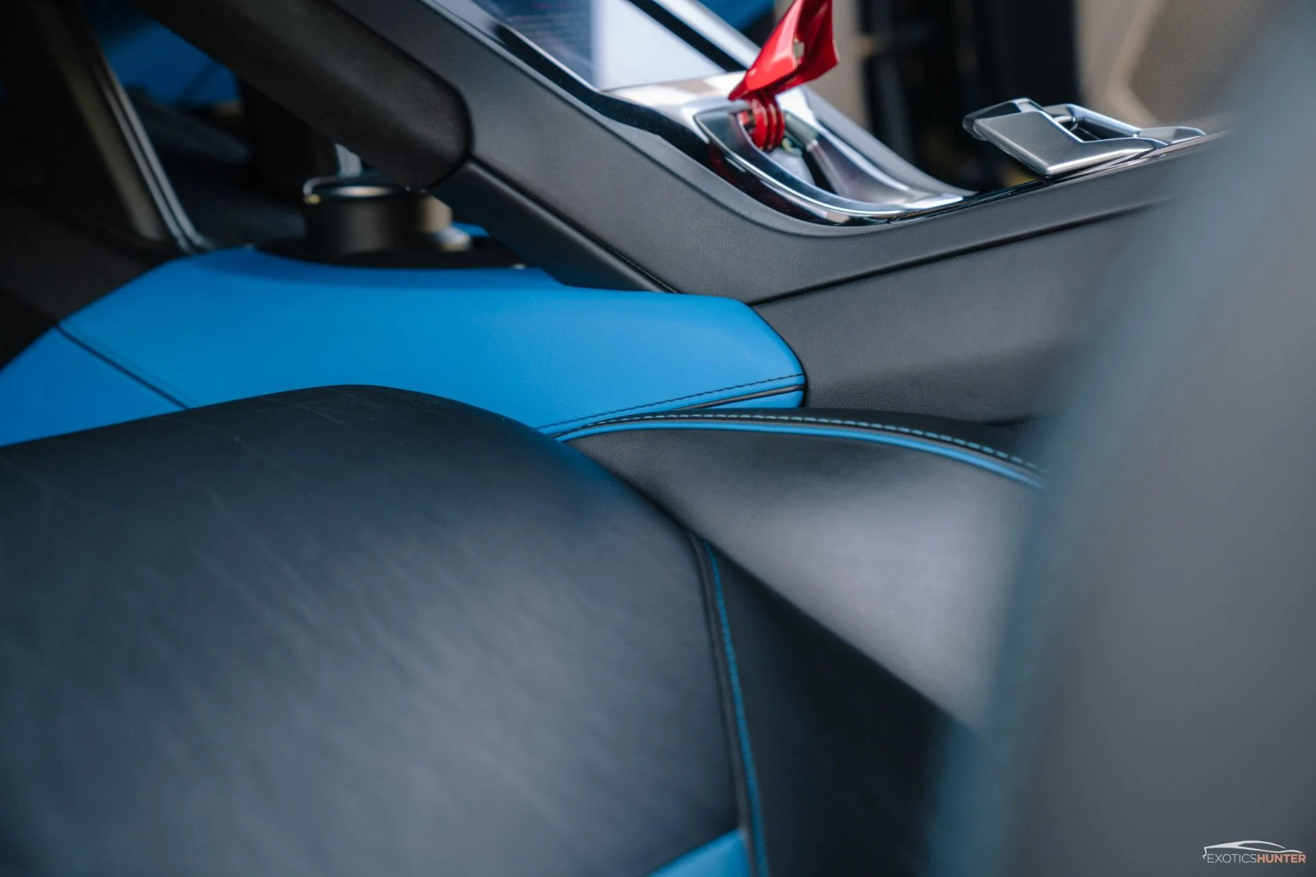 mph026_1873347497_Used_2020_Lamborghini_Huracan_EVO_in_Nero_Helena_w_FULL_Stealth_PPF_Blue_Interior_Vossen_Wheels_1743710386_85a10bec31