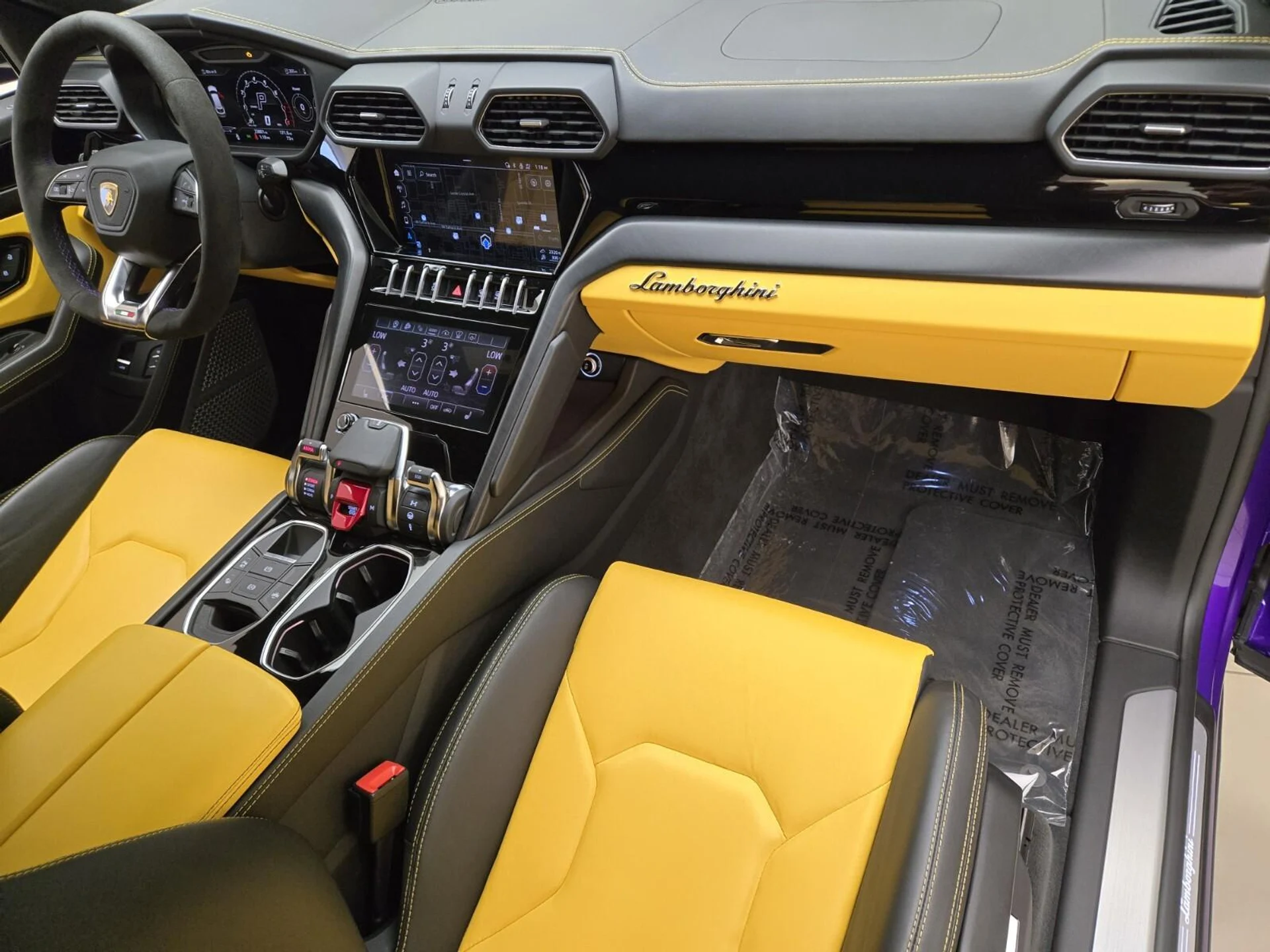 mph026_1874779756_Used_2022_Lamborghini_Urus_1760597918_3edb5055a8