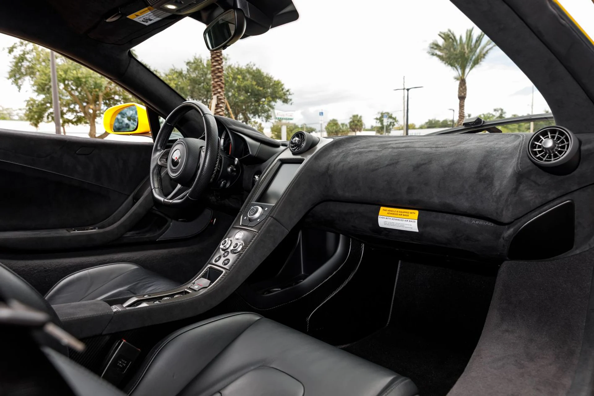 mph026_1875276736_593_p27_l_5eff539d00