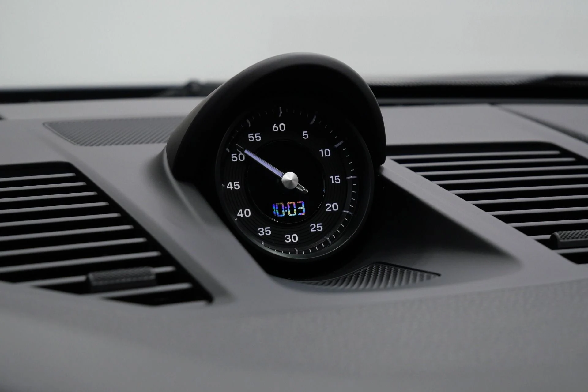 mph026_1876525480_Used_2025_Porsche_911_Carrera_Premium_Package_Sport_Exhaust_1768503028_612850b24f