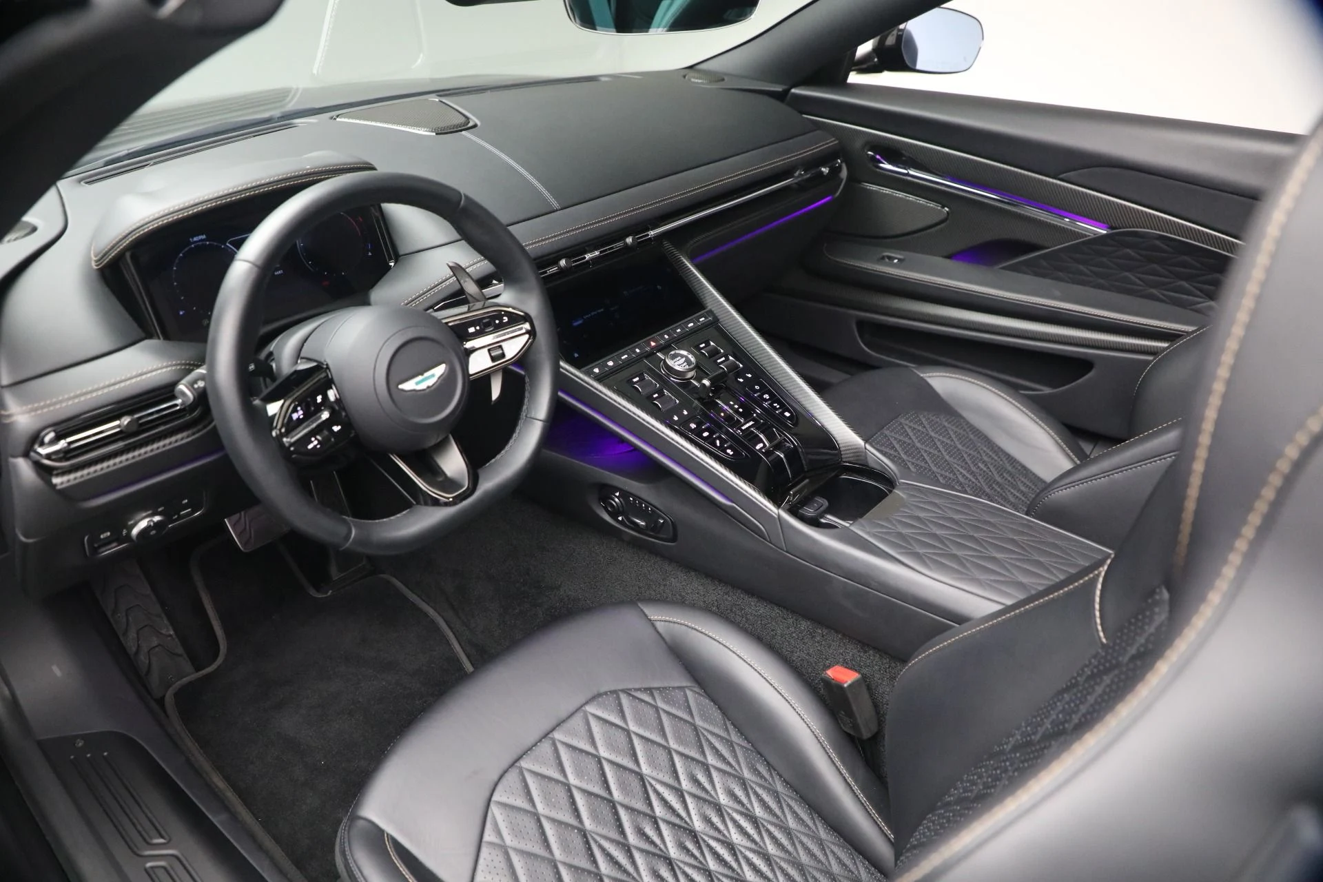 mph026_187658161_Used_2024_Aston_Martin_DB_12_Volante_1778012465_0bd65ba257