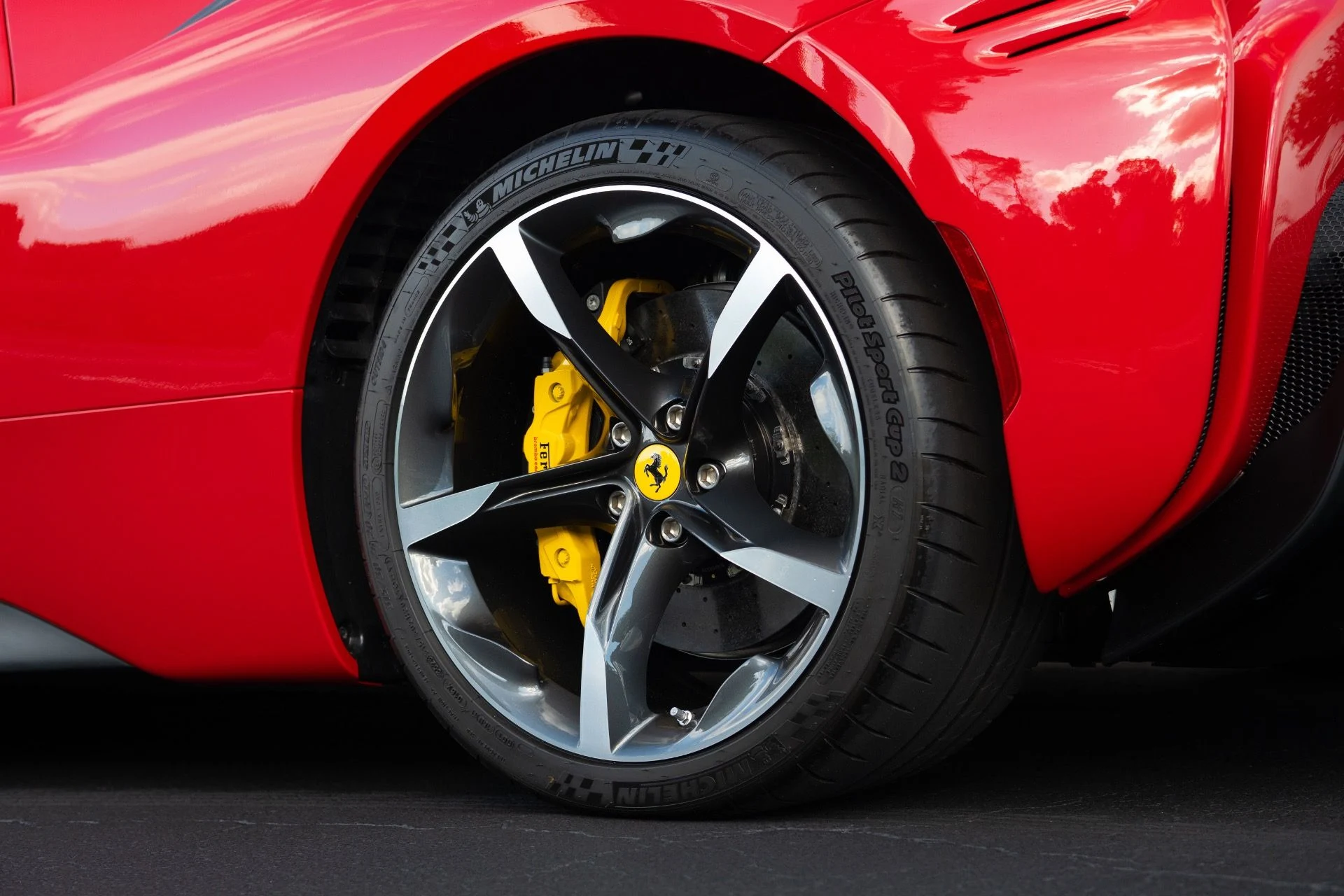 mph026_1883019857_Used_2024_Ferrari_SF_90_Spider_1759287826_d3530eb0c1