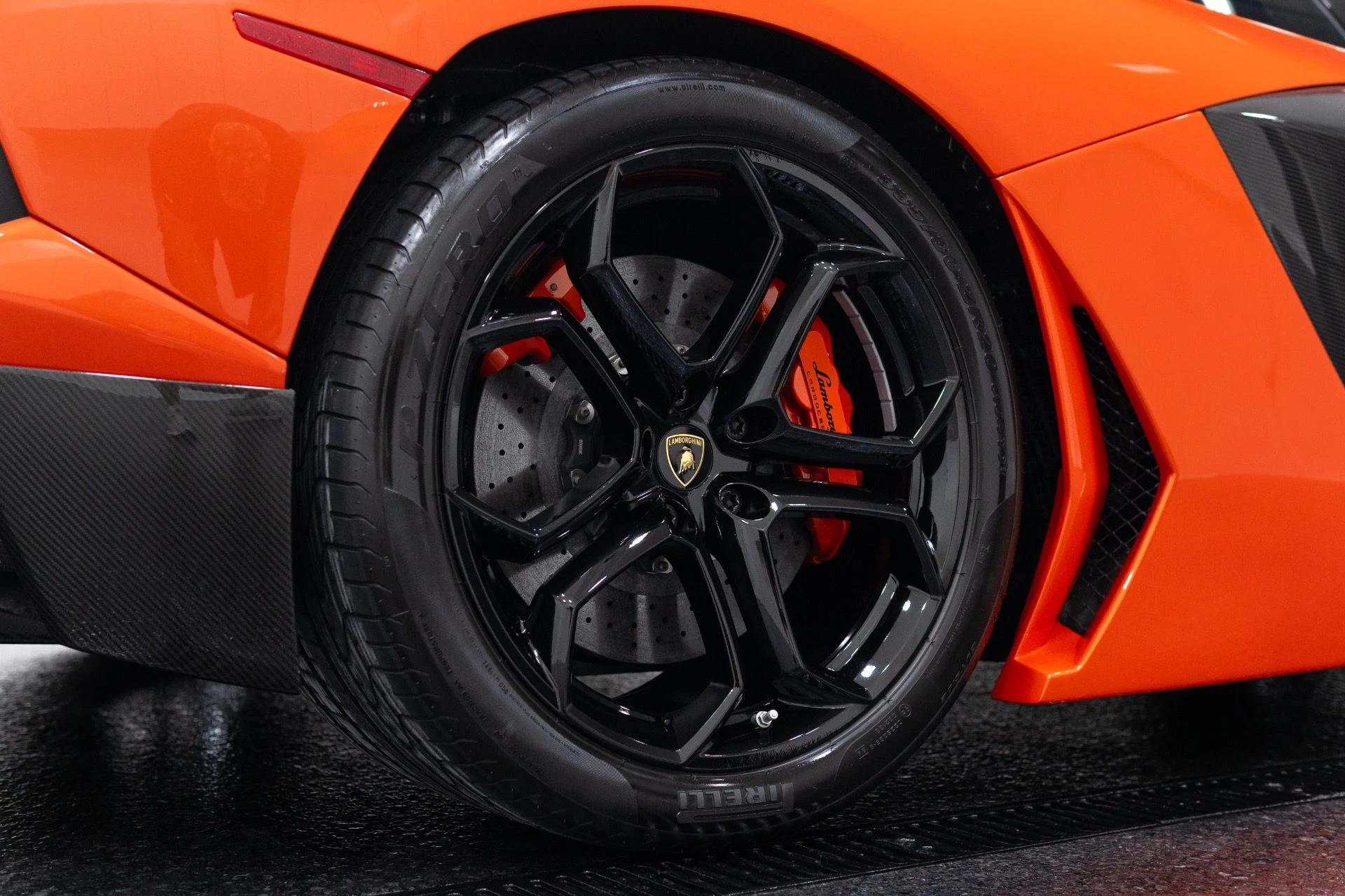 mph026_1893483654_Used_2012_Lamborghini_Aventador_LP_700_4_1769493534_cb721480d6