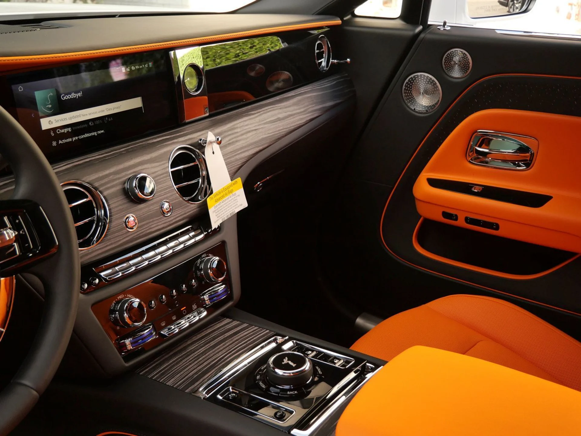 mph026_1909737635_8666e0edab3a4c90794c6fc6c13da482x_bd25abb1bf