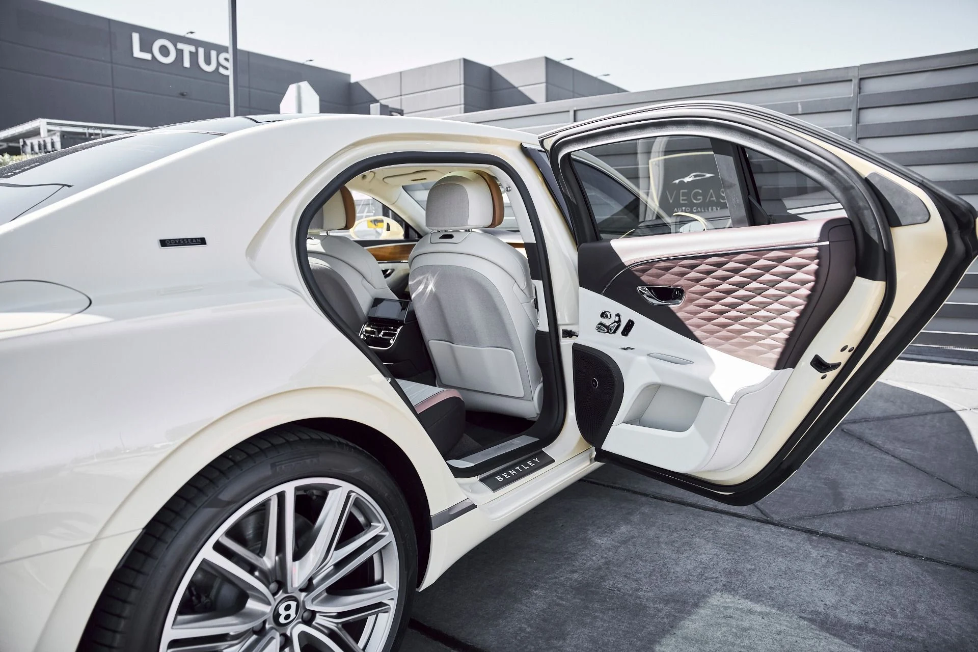 mph026_1910038385_Used_2023_Bentley_Flying_Spur_Hybrid_Odyssean_Edition_1770692448_3613c4f060