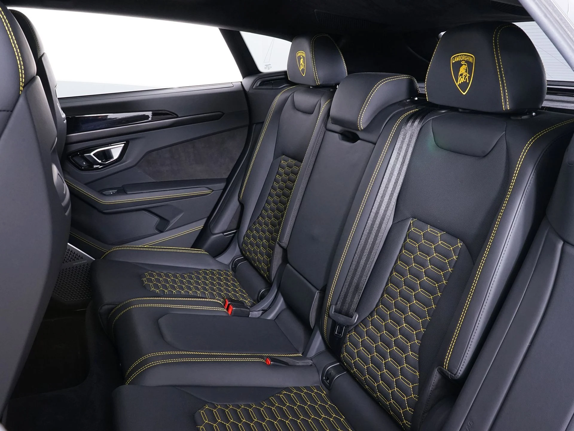 mph026_191527866_0f1f497919c2a340bb860faeebb58619x_12a7a8cf76