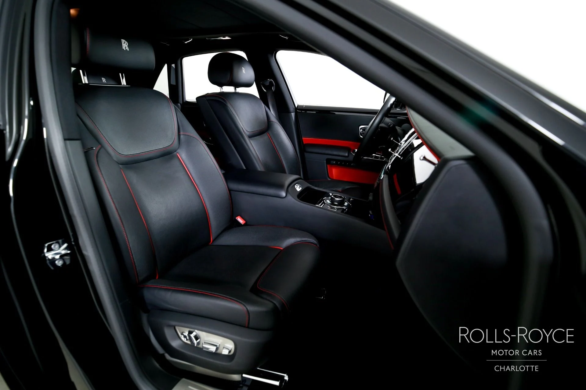 mph026_1917149413_Used_2019_Rolls_Royce_Ghost_1769449572_a239defa68