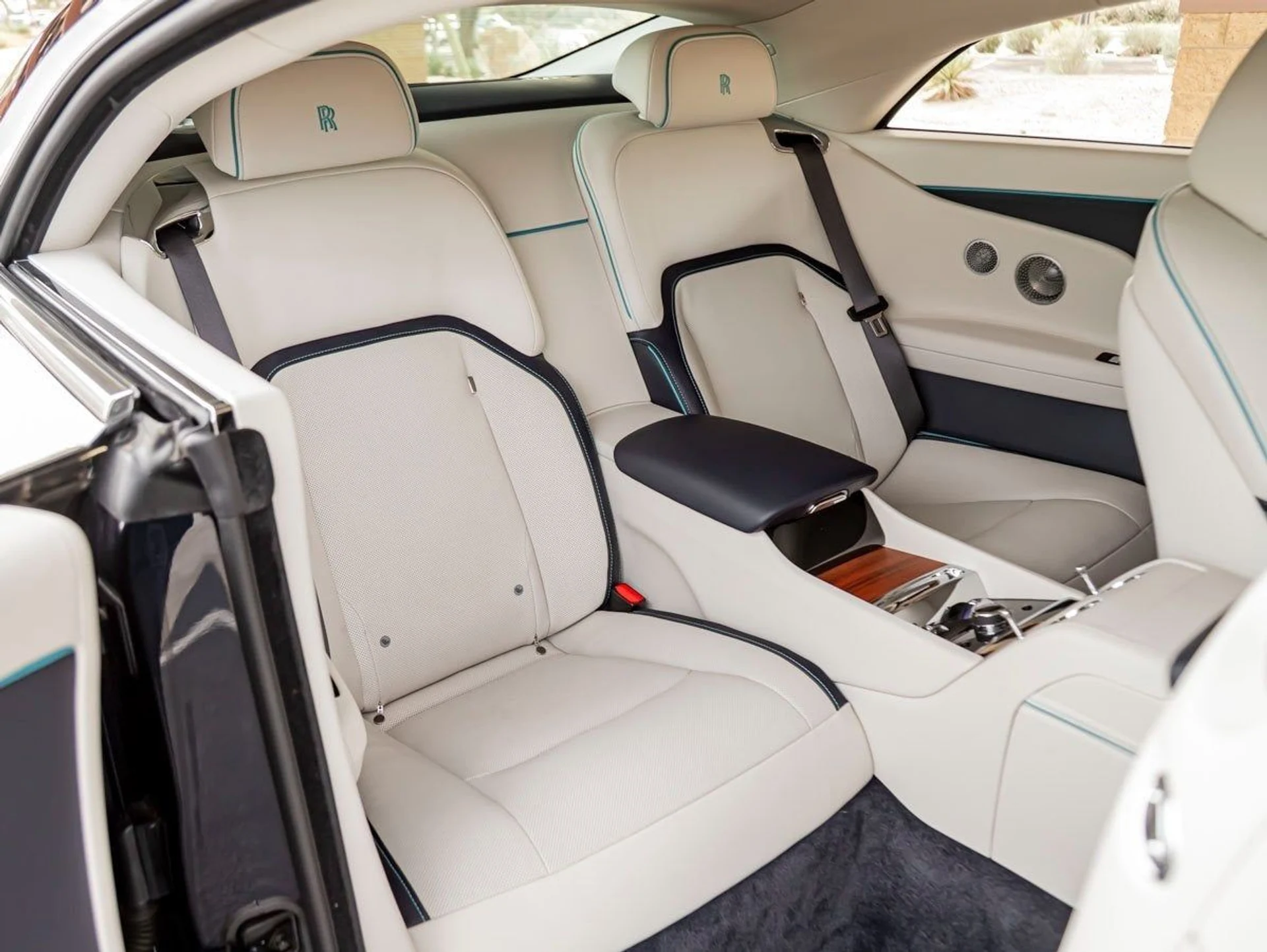 mph026_1917295630_27_b2a7658b93