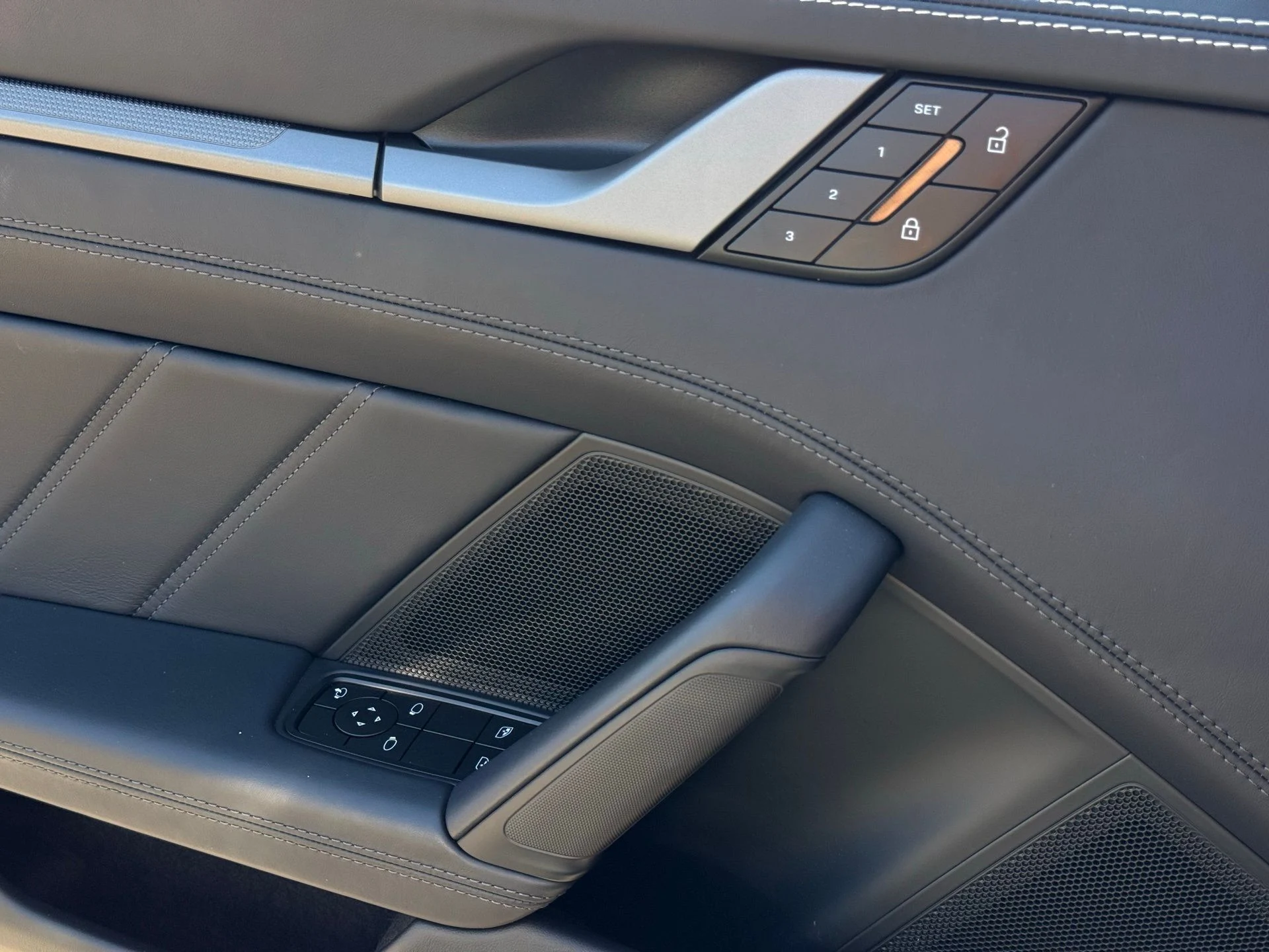 mph026_1935550290_1137204e097644b072df980d4782d69b_6b5312f4cb