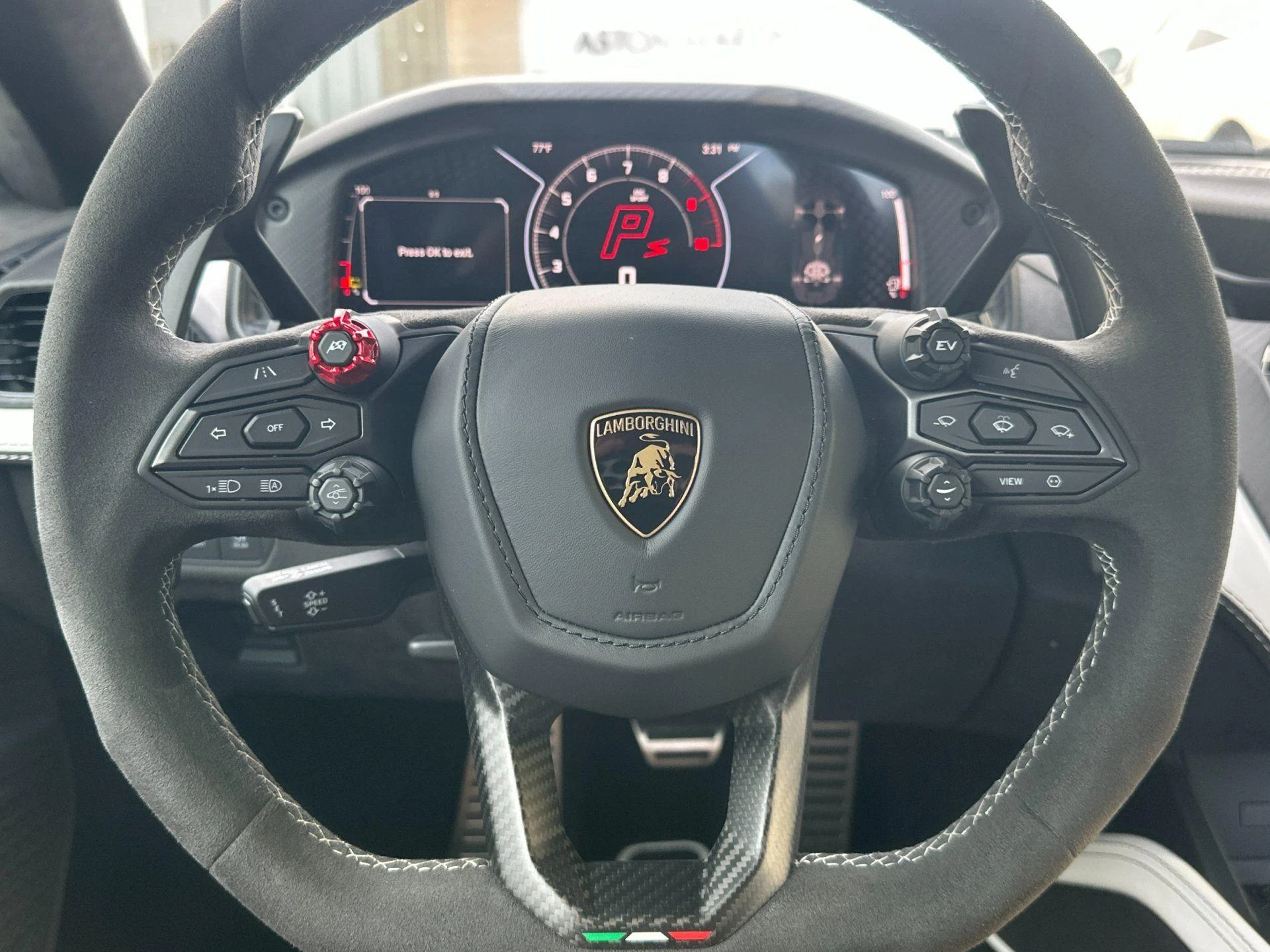 mph026_1961986826_Used_2026_Lamborghini_Revuelto_1772201334_5cba781322