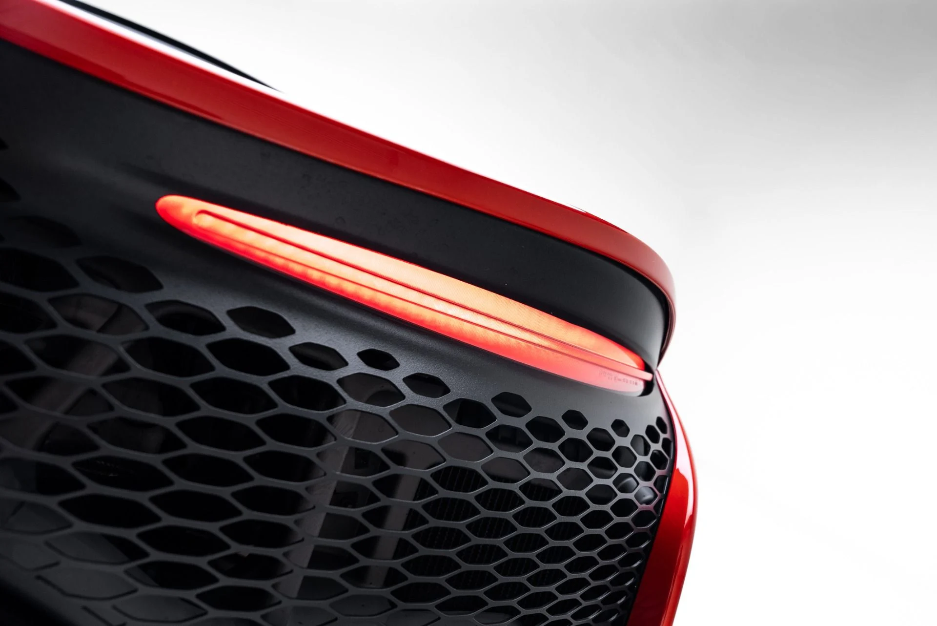 mph026_19711282_Used_2024_Mc_Laren_Artura_1774465239_01747a5a3c