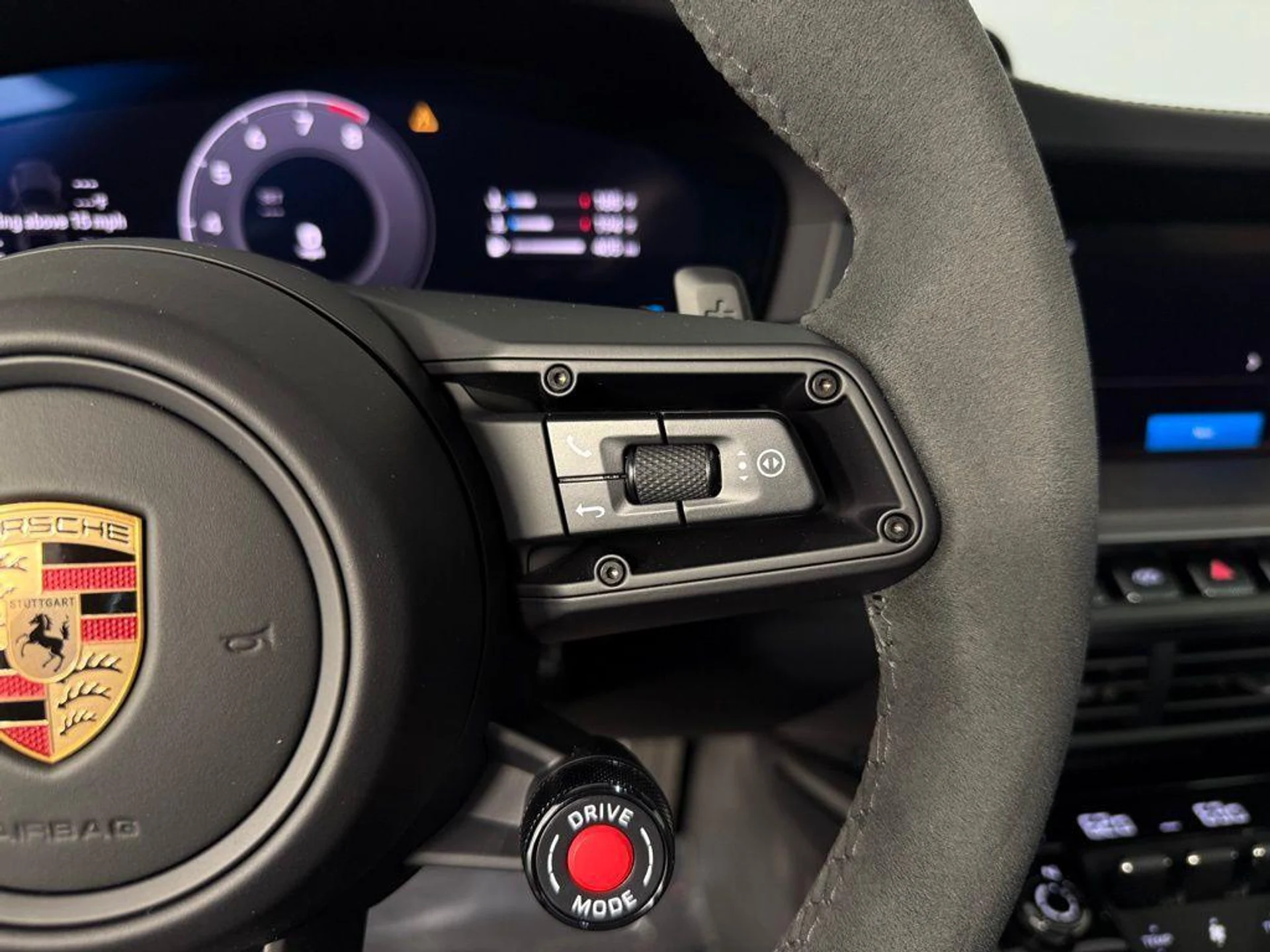 mph026_1982240672_Zu_L_I_Vf_Tdv_CK_Gm9_Ci_Heukd30leo_caa6b11529