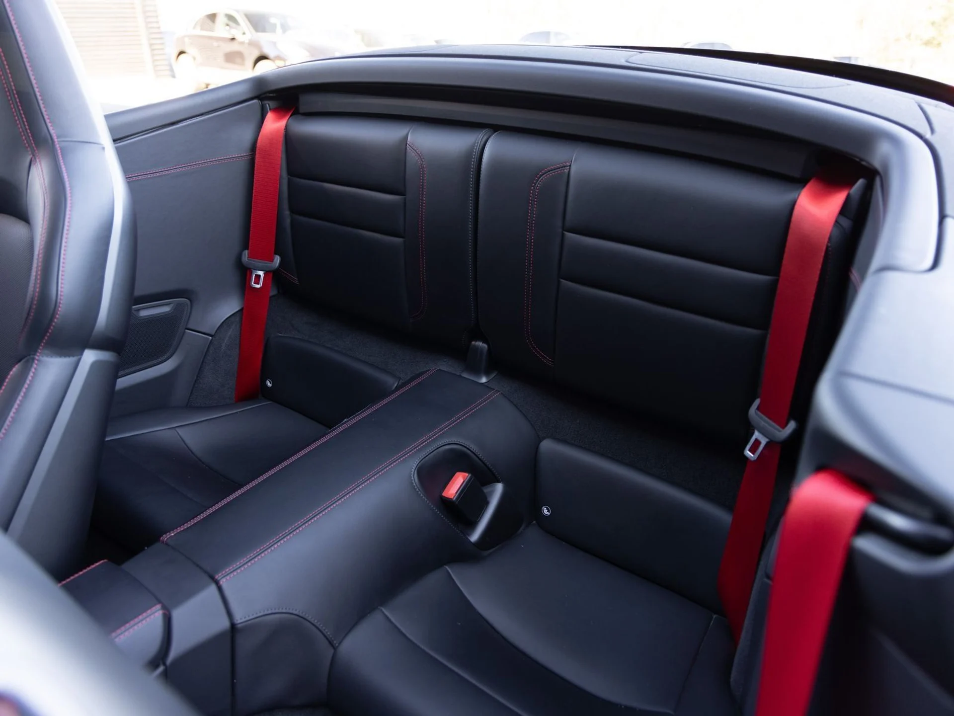 mph026_1984102260_27_8692c68d78