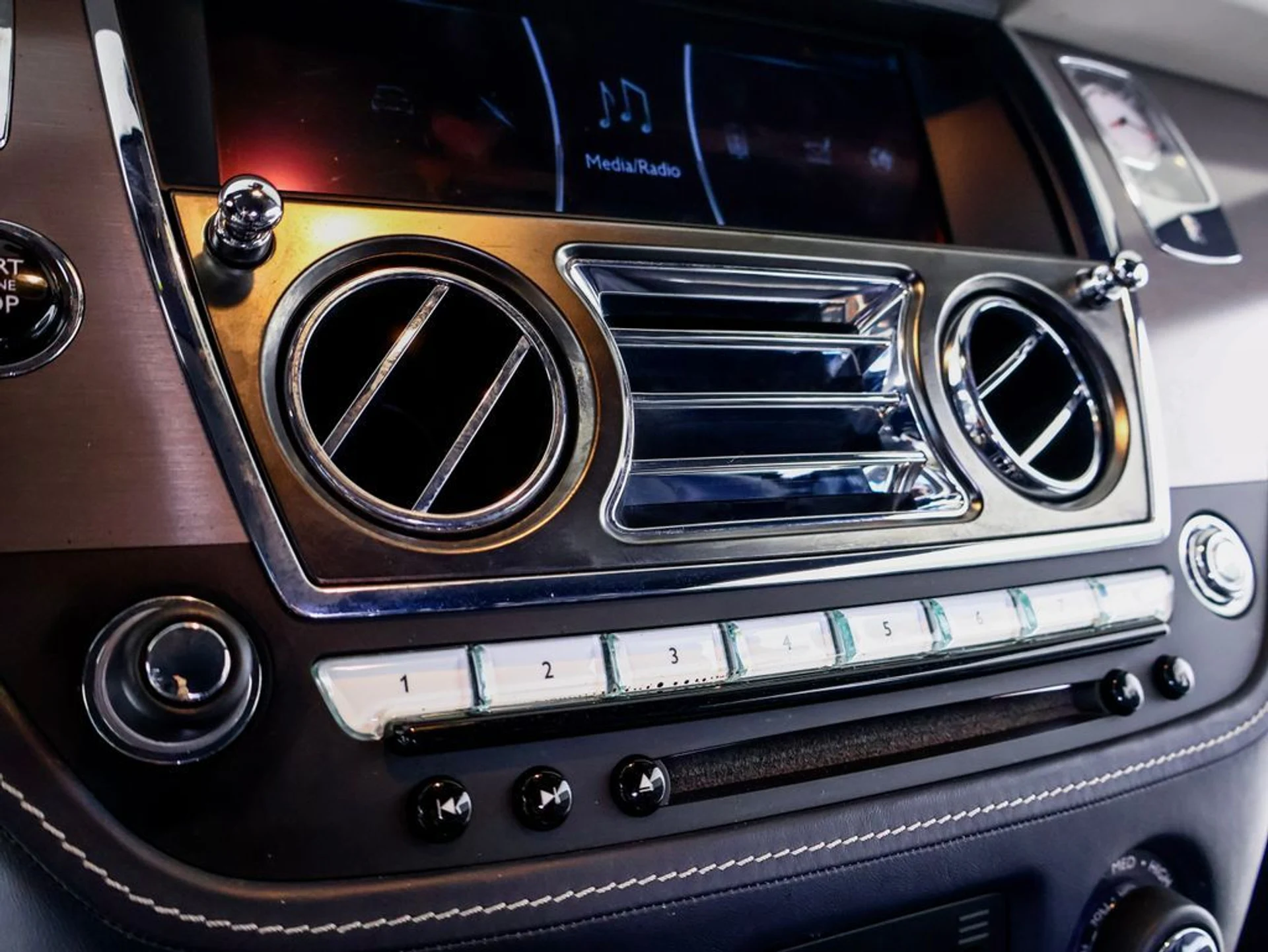 mph026_1997130388_5e5038704d4aceb4a7072f95bc82b5c1x_1fe8dd0d1c