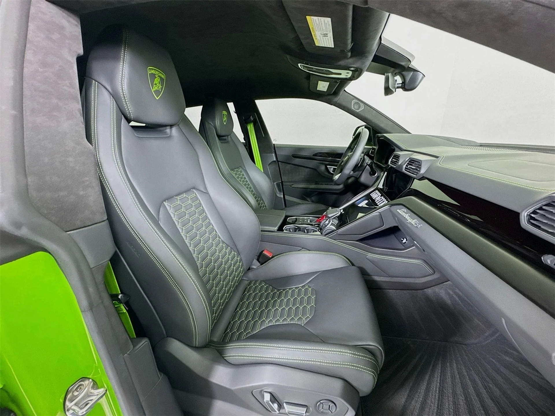 mph026_2005955478_b1940a94eb82223690a44f11a3b3db25x_6eb025a6c1