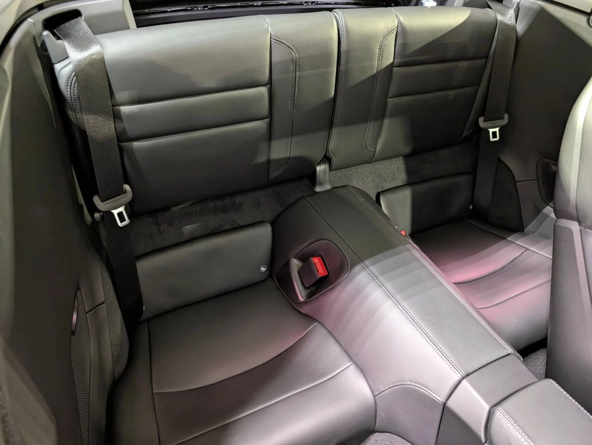 mph026_2007289555_9f3279a5dc9a470c484f6c9e37882963x_ece70455f2