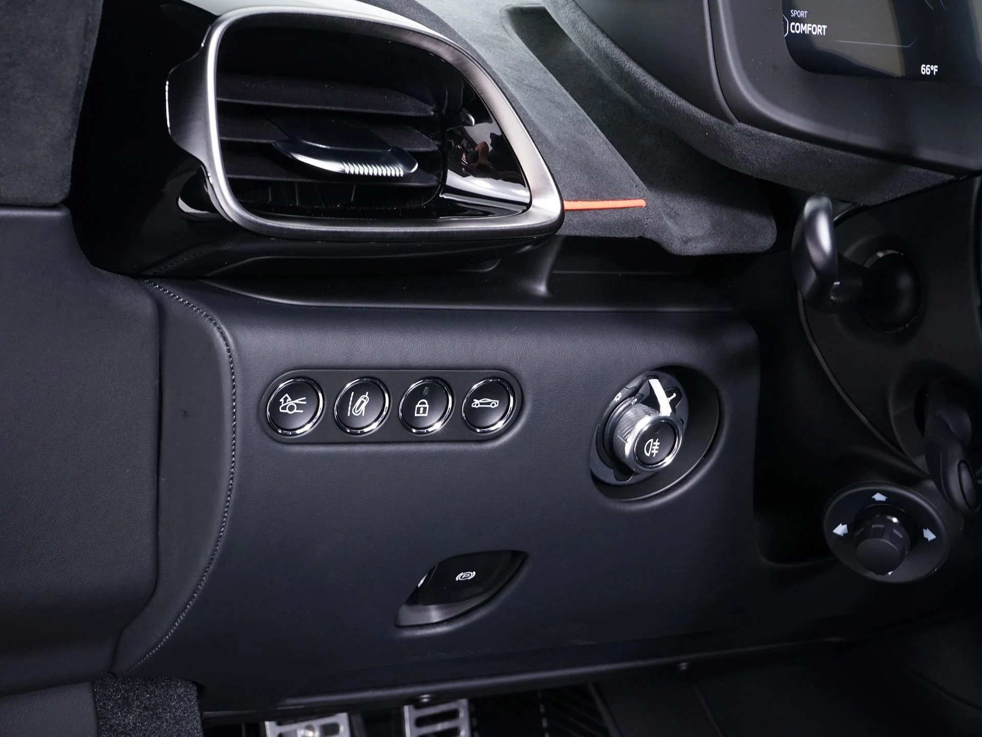 mph026_2021021674_16b80deefb19a819cd50458051d1b1c3x_5a812f70db