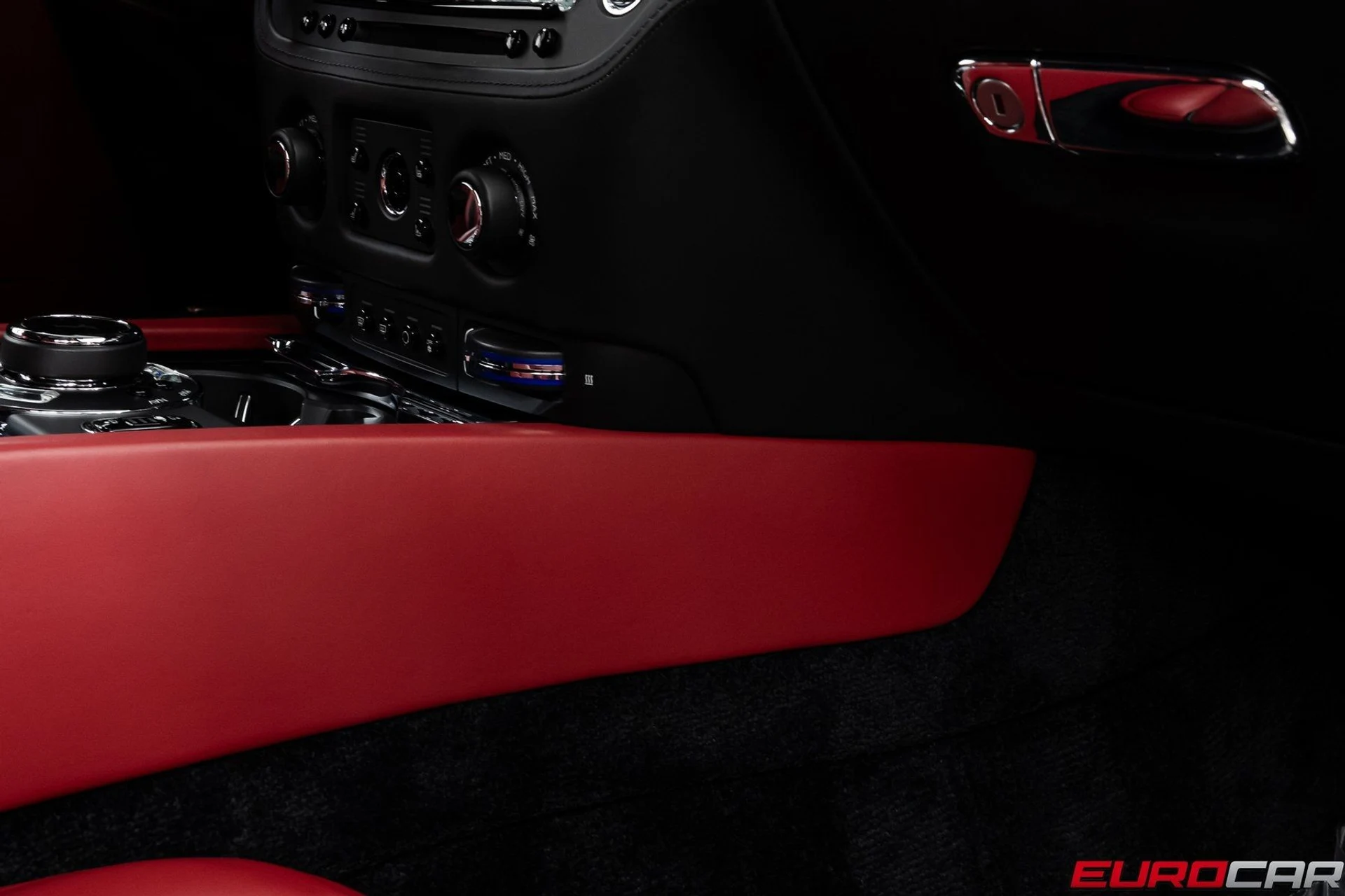 mph026_2027477571_image_27_d9516cfcff