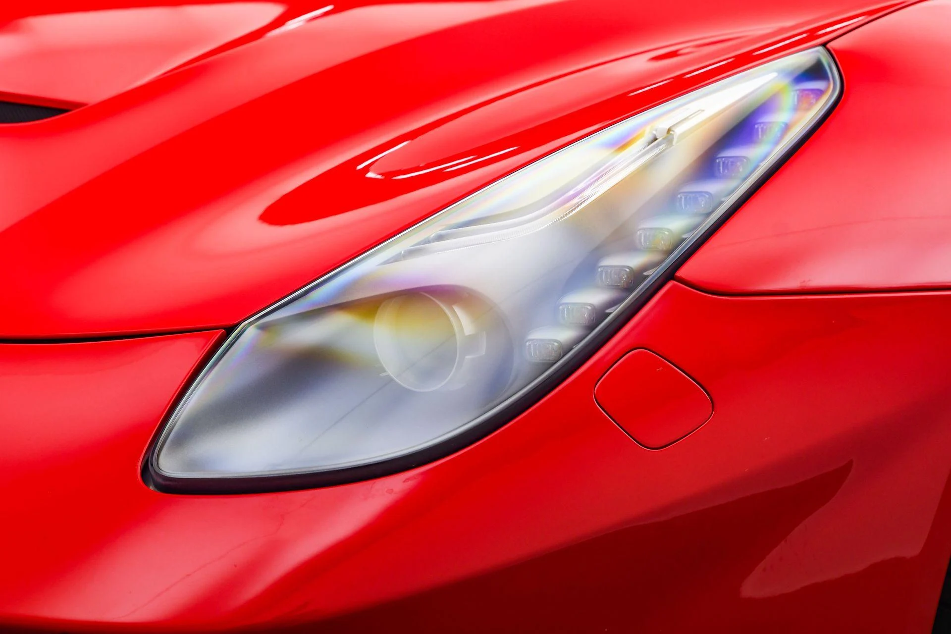 mph026_2032815847_Used_2017_Ferrari_F12_Berlinetta_1757453986_a60c7421e7