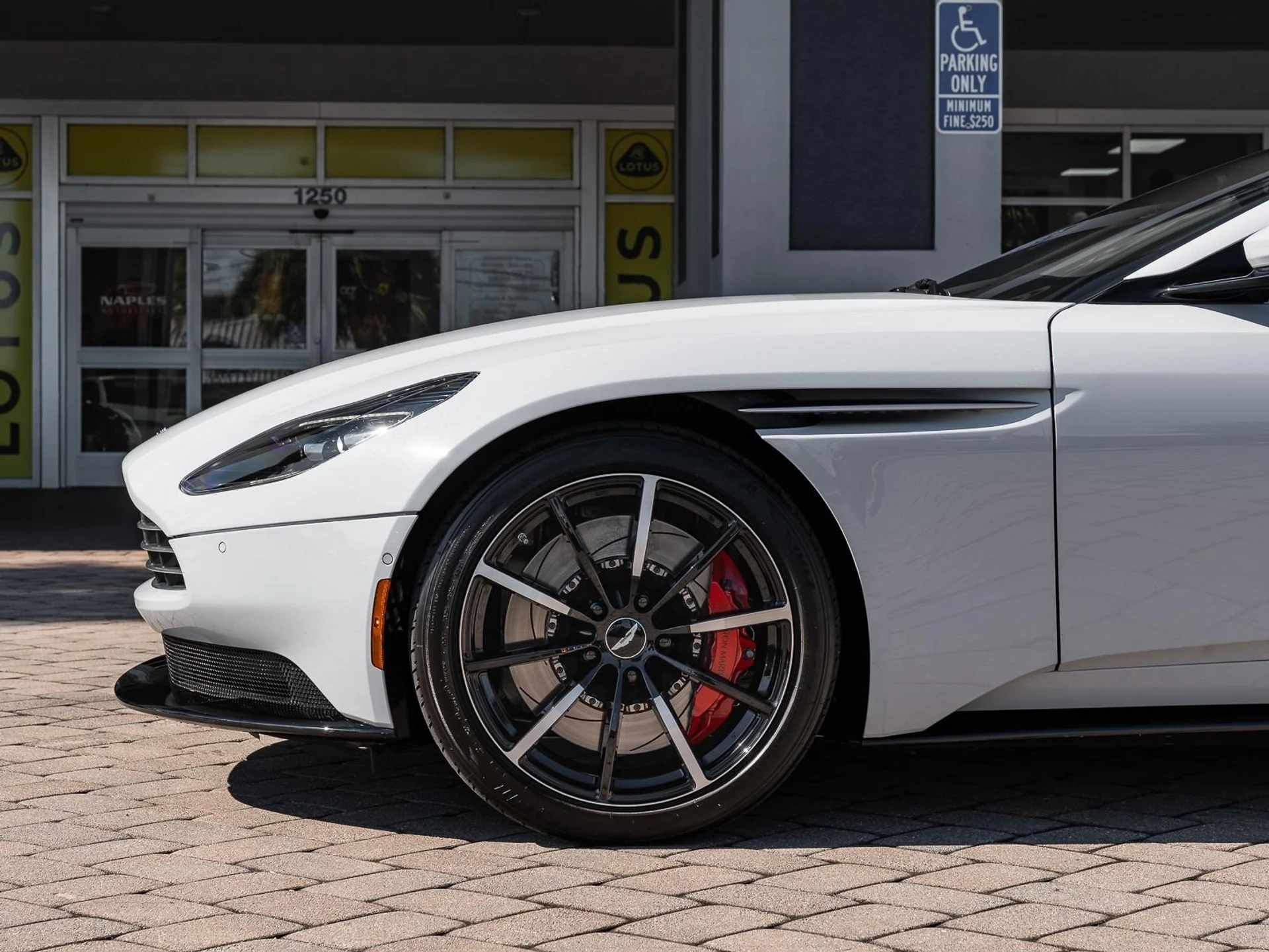 mph026_2044054119_Used_2022_Aston_Martin_DB_11_Volante_1767028109_9d3b1783a2