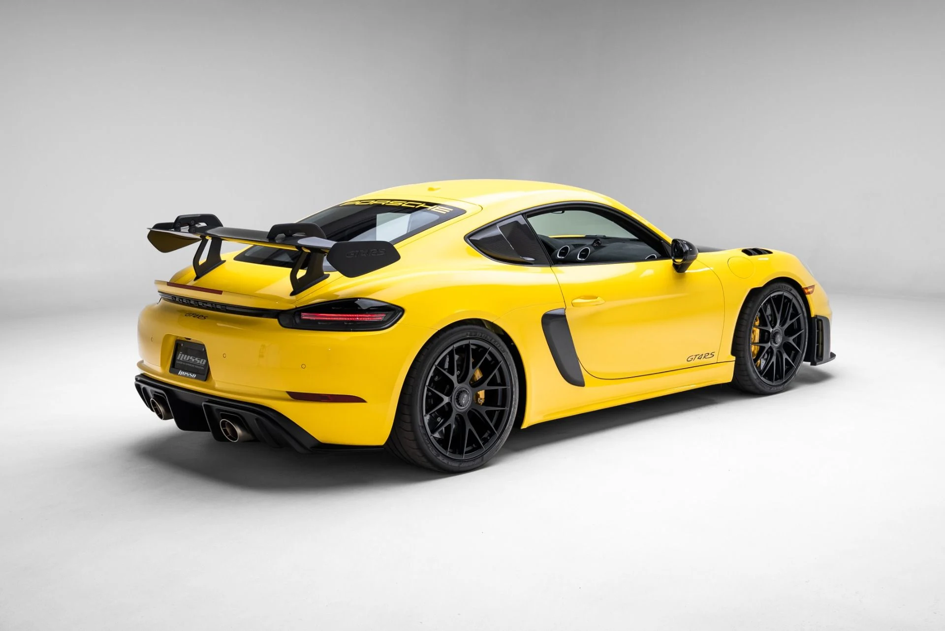 mph026_206982697_Used_2024_Porsche_718_Cayman_GT_4_RS_1775511445_0e499958e9