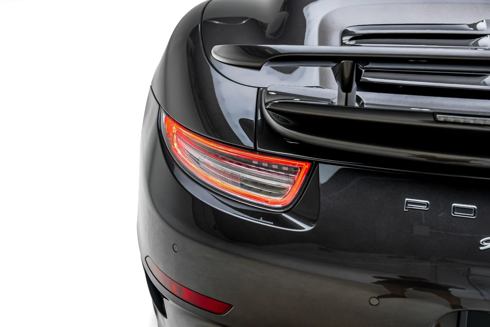 mph026_2072511792_Used_2015_Porsche_911_Turbo_S_1783626501_a4edfb208f