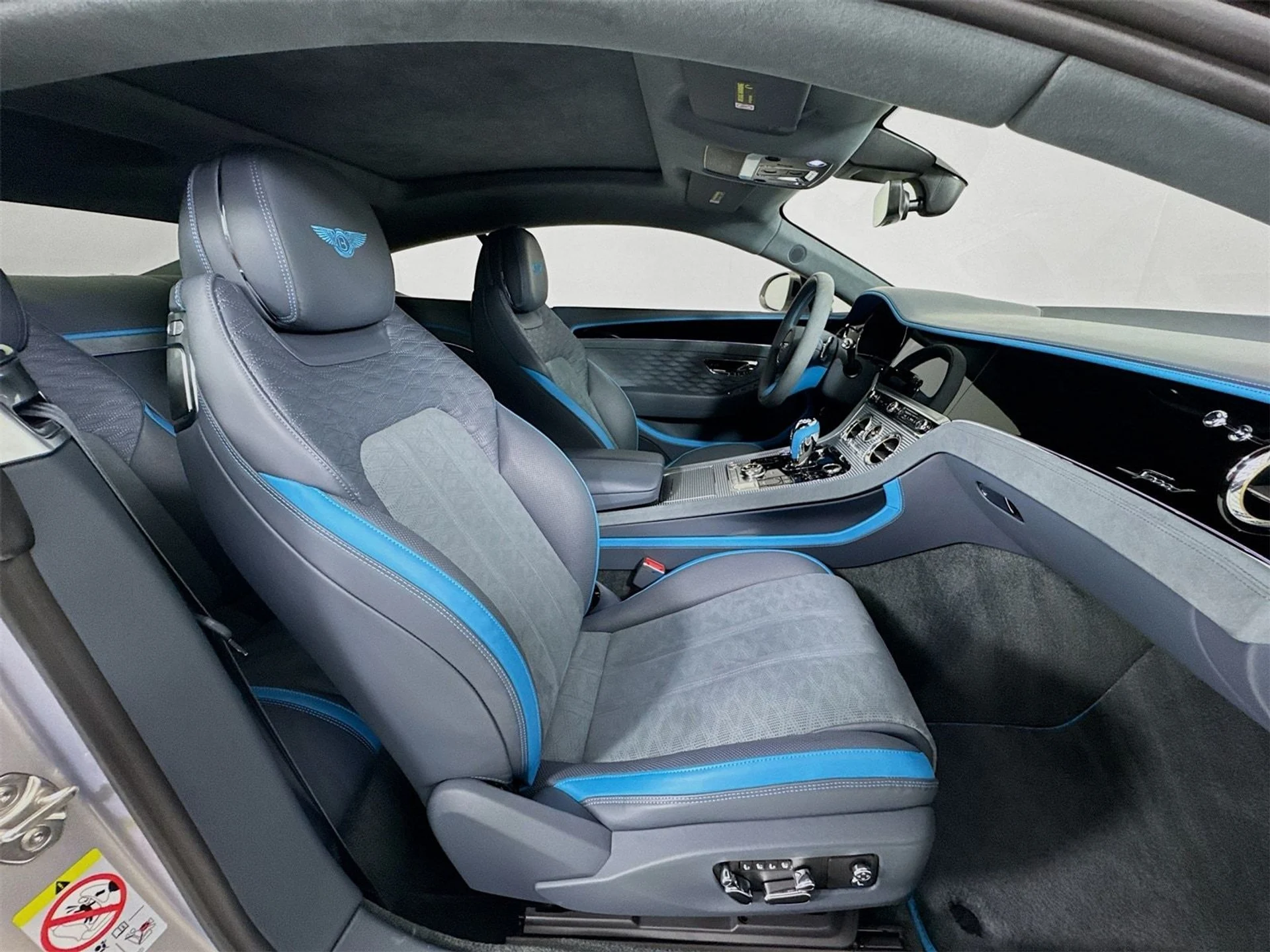 mph026_209372477_c0a155136f594c701a1b7a024306e9bex_49d451be27