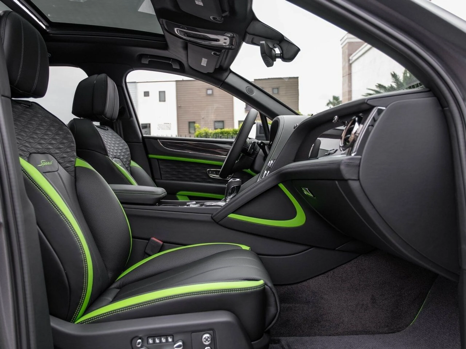 mph026_2102956465_2f22a6e4b9341b52590f791173f08060x_8629829665