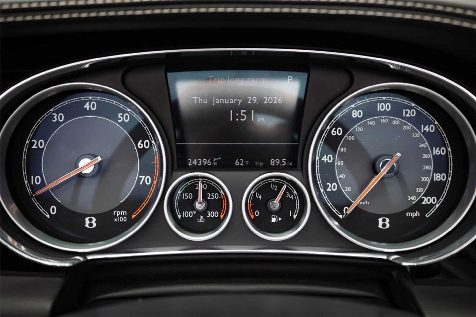 mph026_2105928909_9e515485a78811489c46eb4dfc036a3c_188fdba164