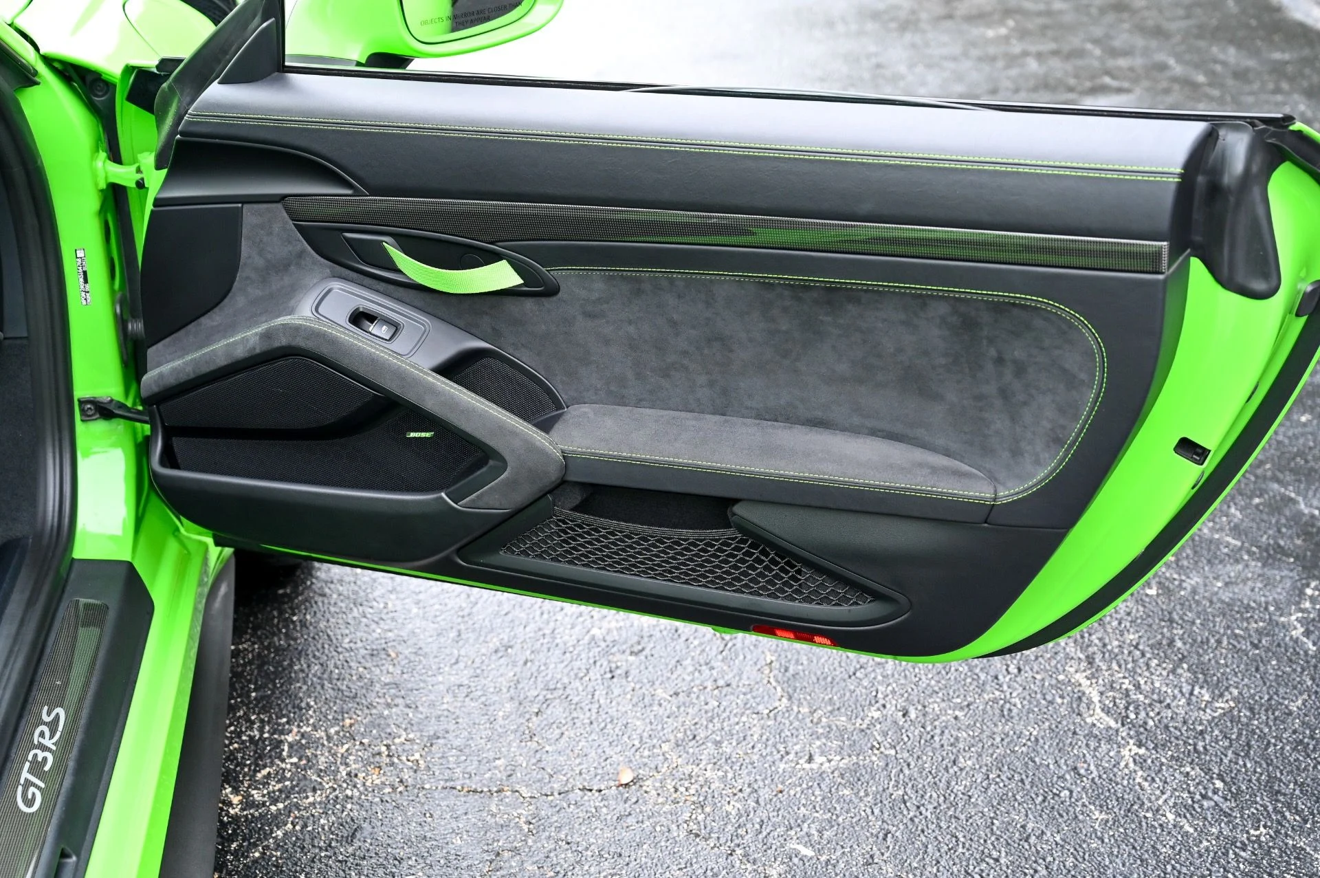 mph026_2108099764_Used_2019_Porsche_911_GT_3_RS_1778272615_b4f4ff3e9f