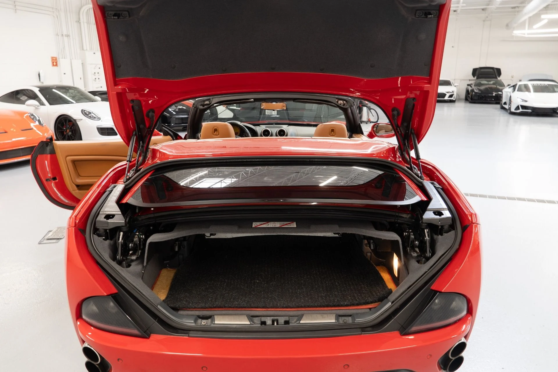 mph026_2108805500_Used_2012_Ferrari_California_1757704658_e9ca99c7db