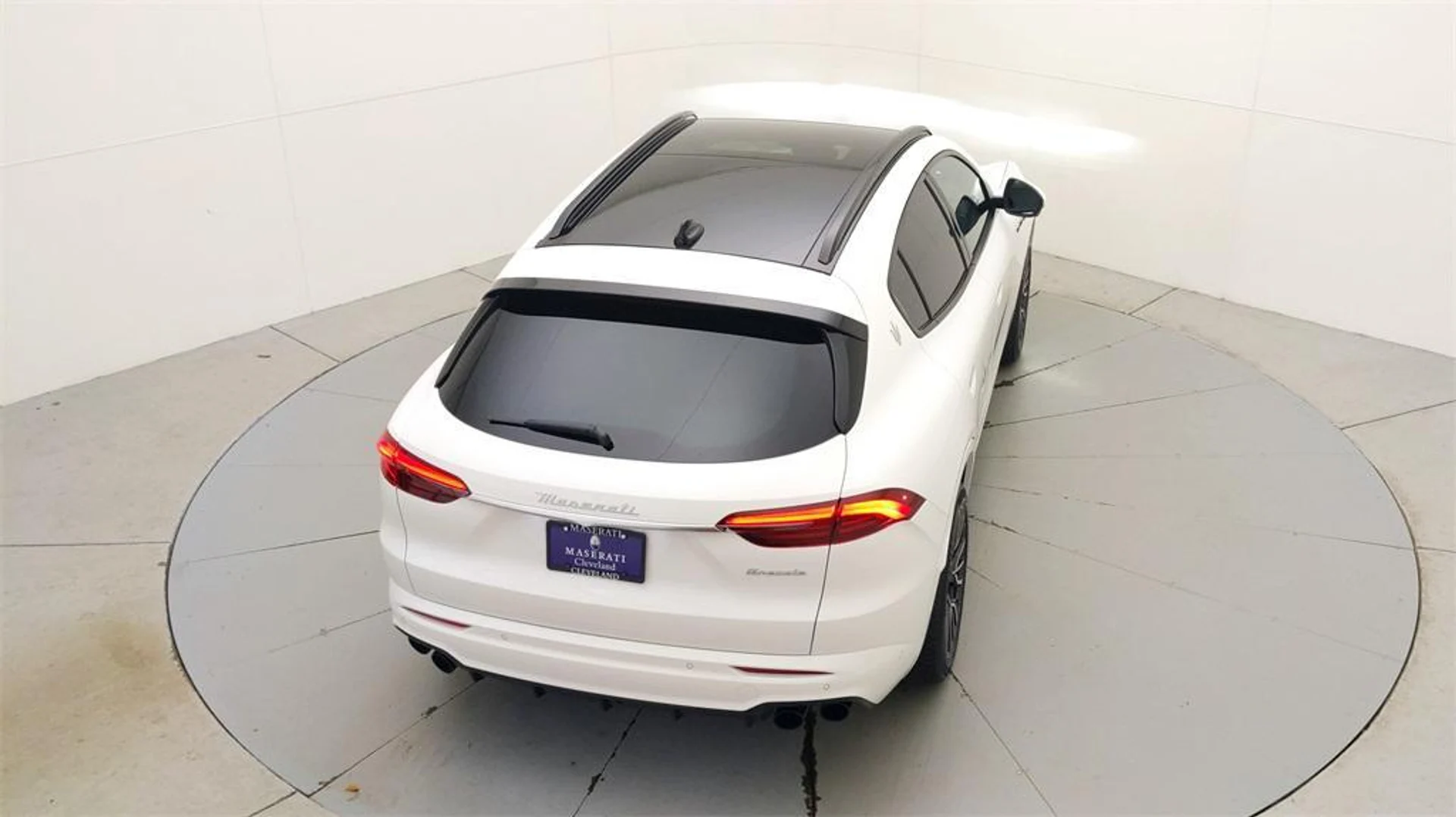 mph026_2114657345_Bb_NWX_3h_KW_Bthq6_Ms_Qz_Yhn_SKE_OQ_661133ab9f