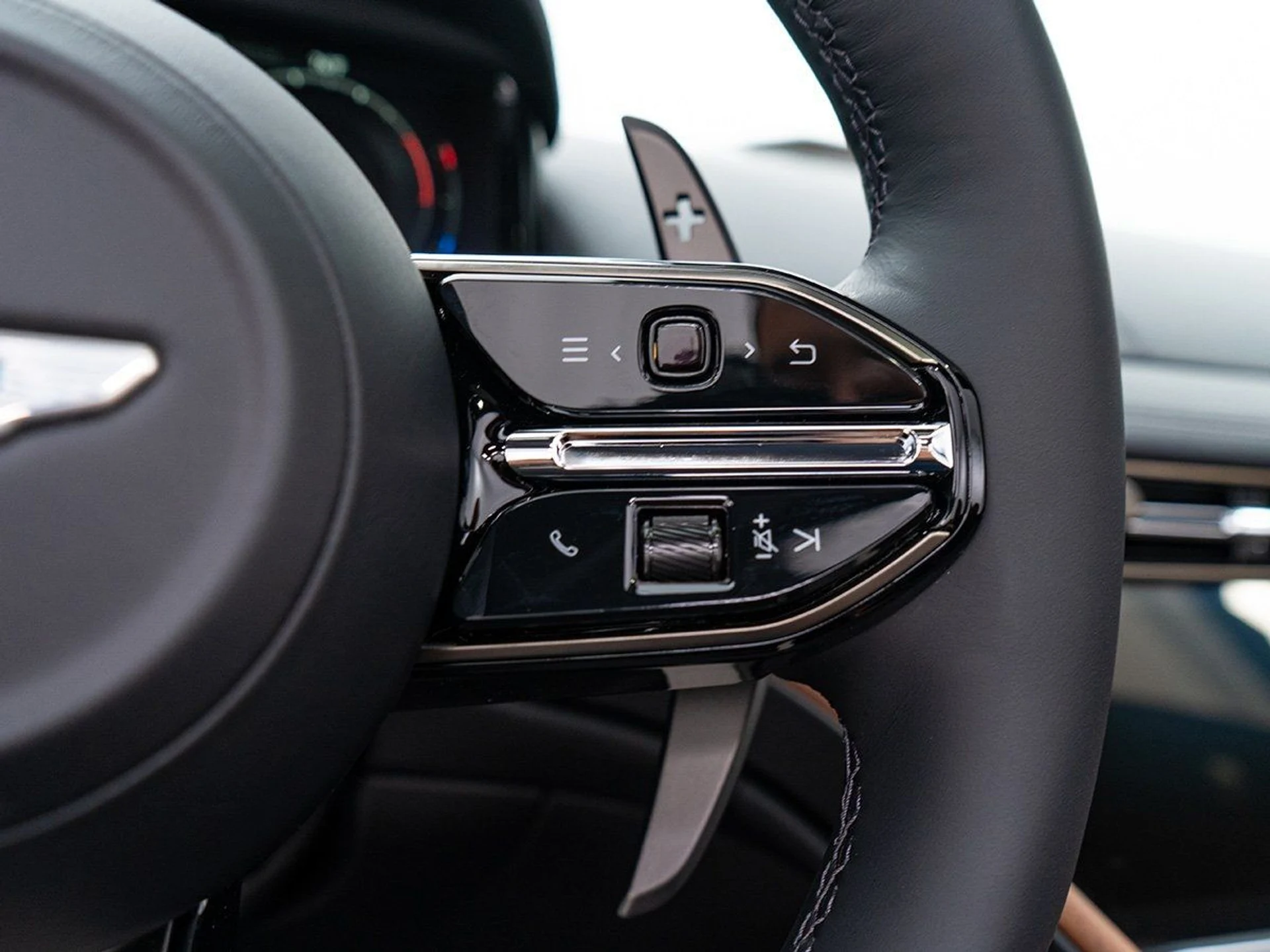 mph026_2121065295_6169ddaa5fedbdf8b344dc4cbcbc6d5d_2db52204d0