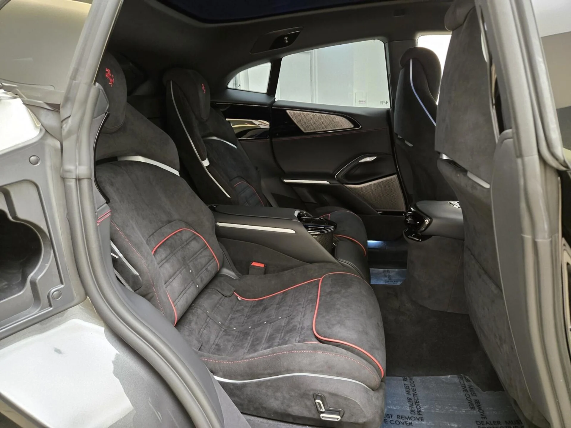 mph026_2124225472_Used_2026_Ferrari_Purosangue_1769237453_0f8bc5095d