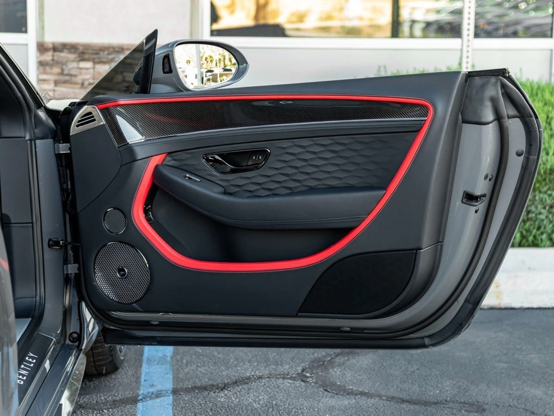 mph026_212464460_27_7d665c4134