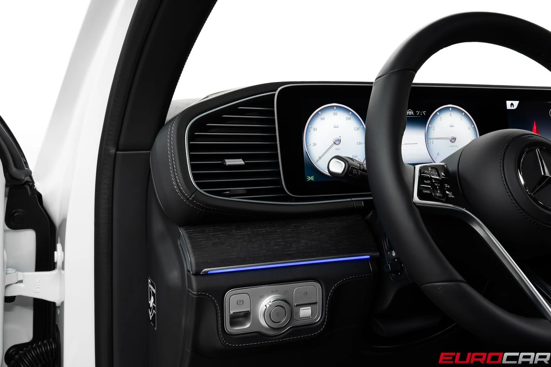 mph026_2130398685_e323f9cd_405d_4228_8291_b3969bddc812_a0c0c3acb4