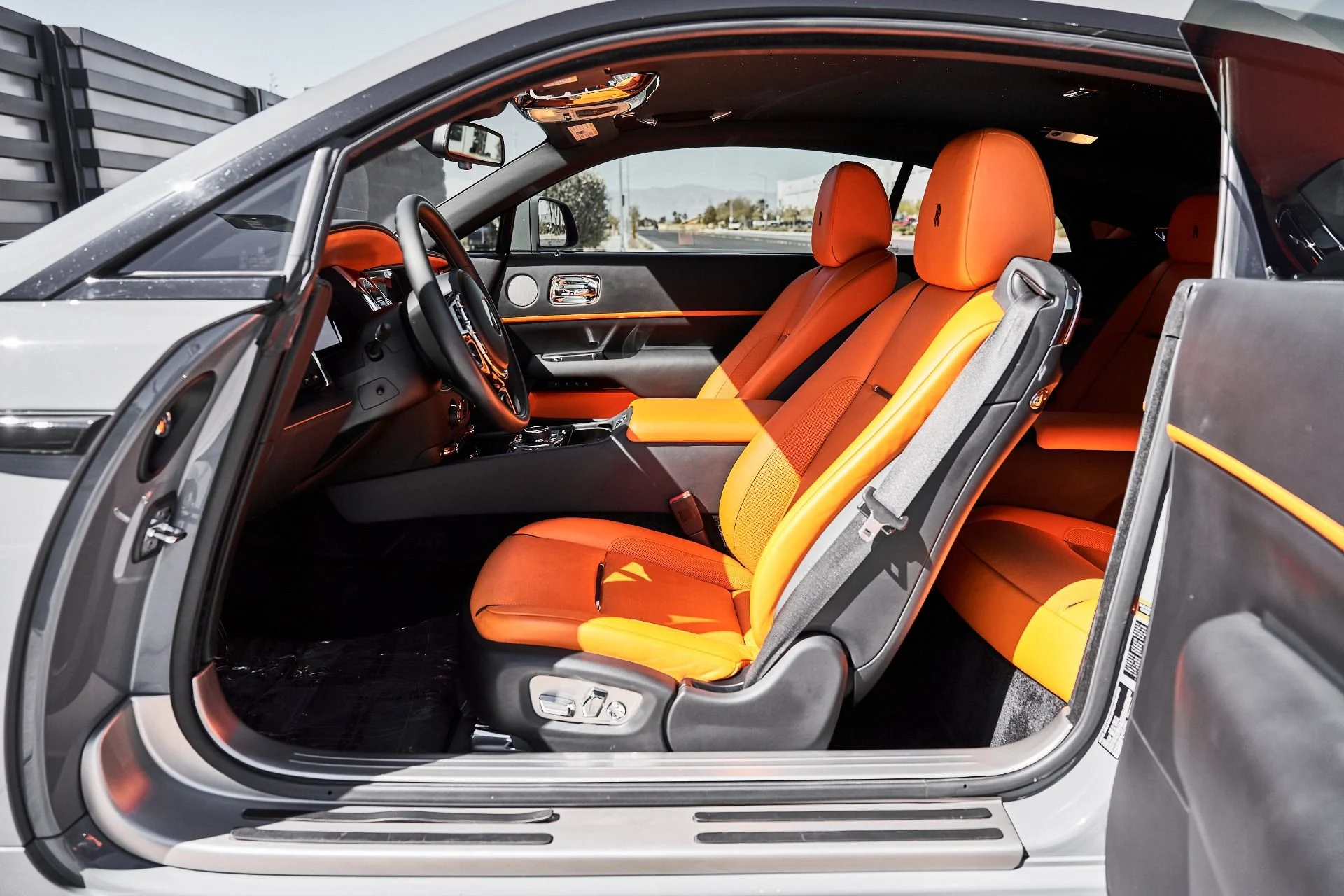 mph026_21311098_Used_2020_Rolls_Royce_Wraith_Base_1776302596_409b53fef9