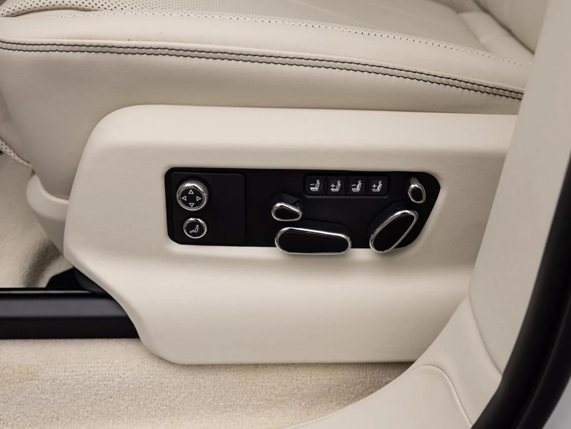 mph026_2133314387_444557824_688defa1b8367c48735ada03_1bff28cf6c