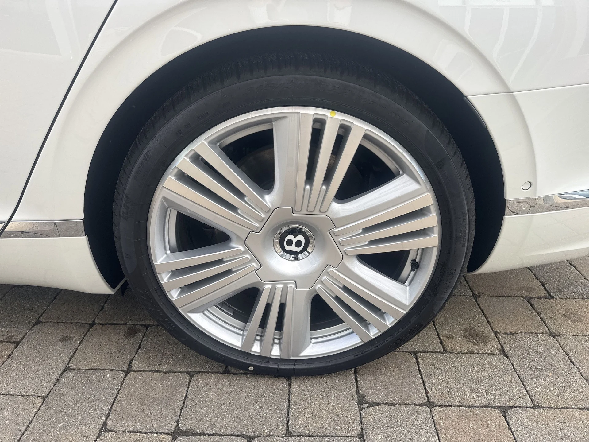 mph026_2141637637_ee5558578456b8a6d4a6e0cb78d16feax_066ea6bb60