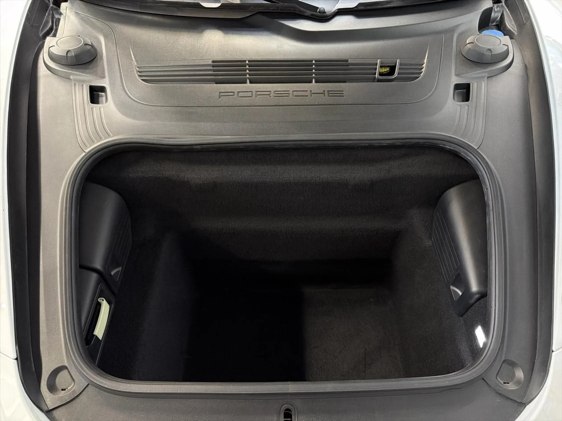 mph026_2148355098_639041596087840636_7f2fd8daec