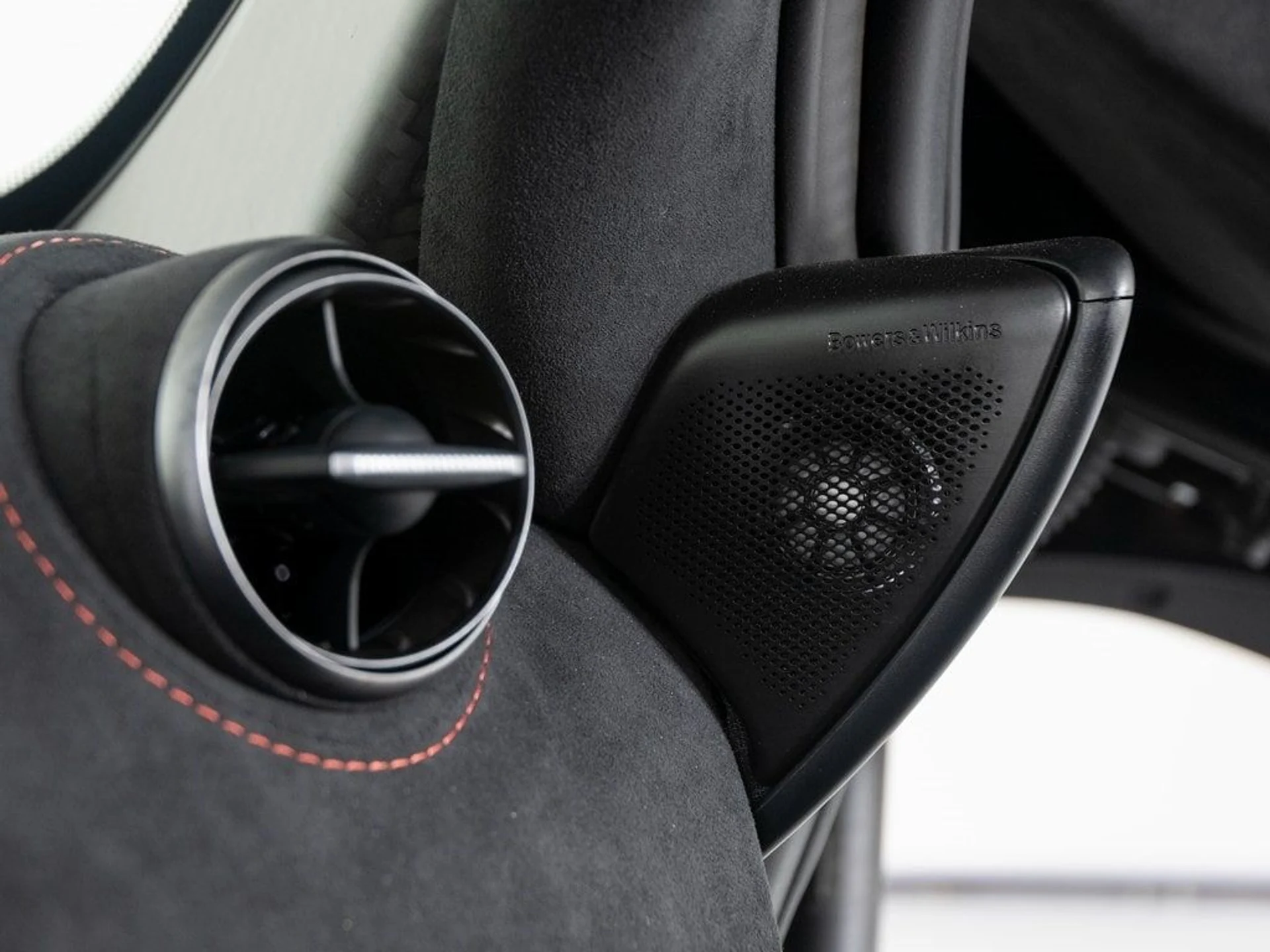 mph026_2149696766_475a2dfbe1d47950b07973905da8659fx_b2961b1756