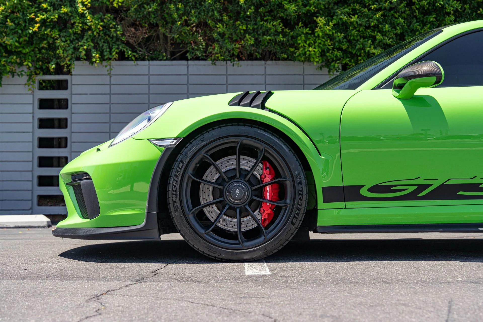 mph026_2151826111_Used_2019_Porsche_911_GT_3_RS_1754072815_b93e5064ff
