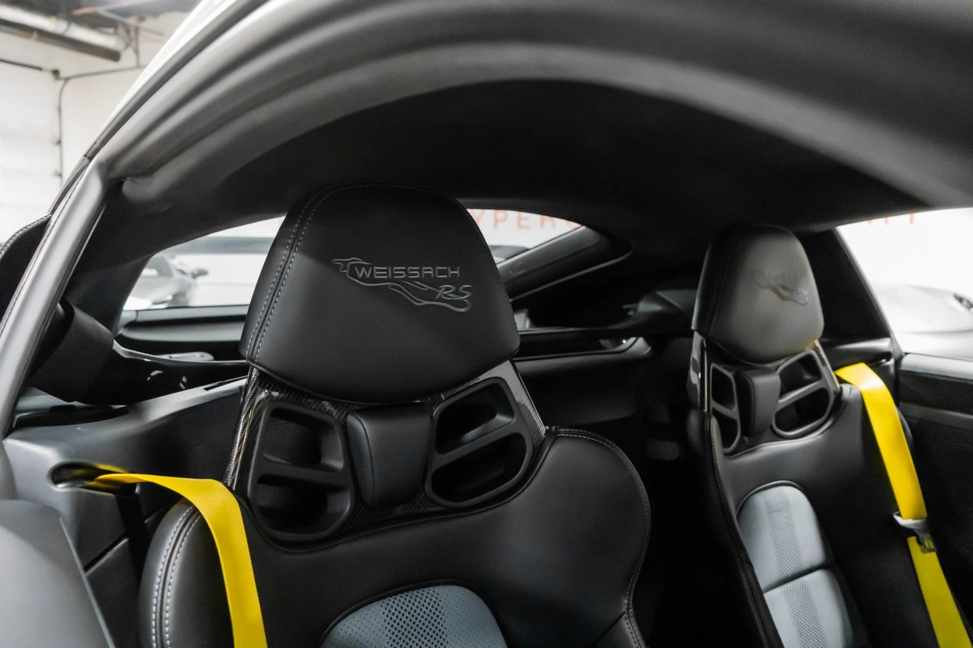 mph026_2159204300_Used_2023_Porsche_718_Cayman_GT_4_RS_Weissach_1757357596_0e5ad4b27a