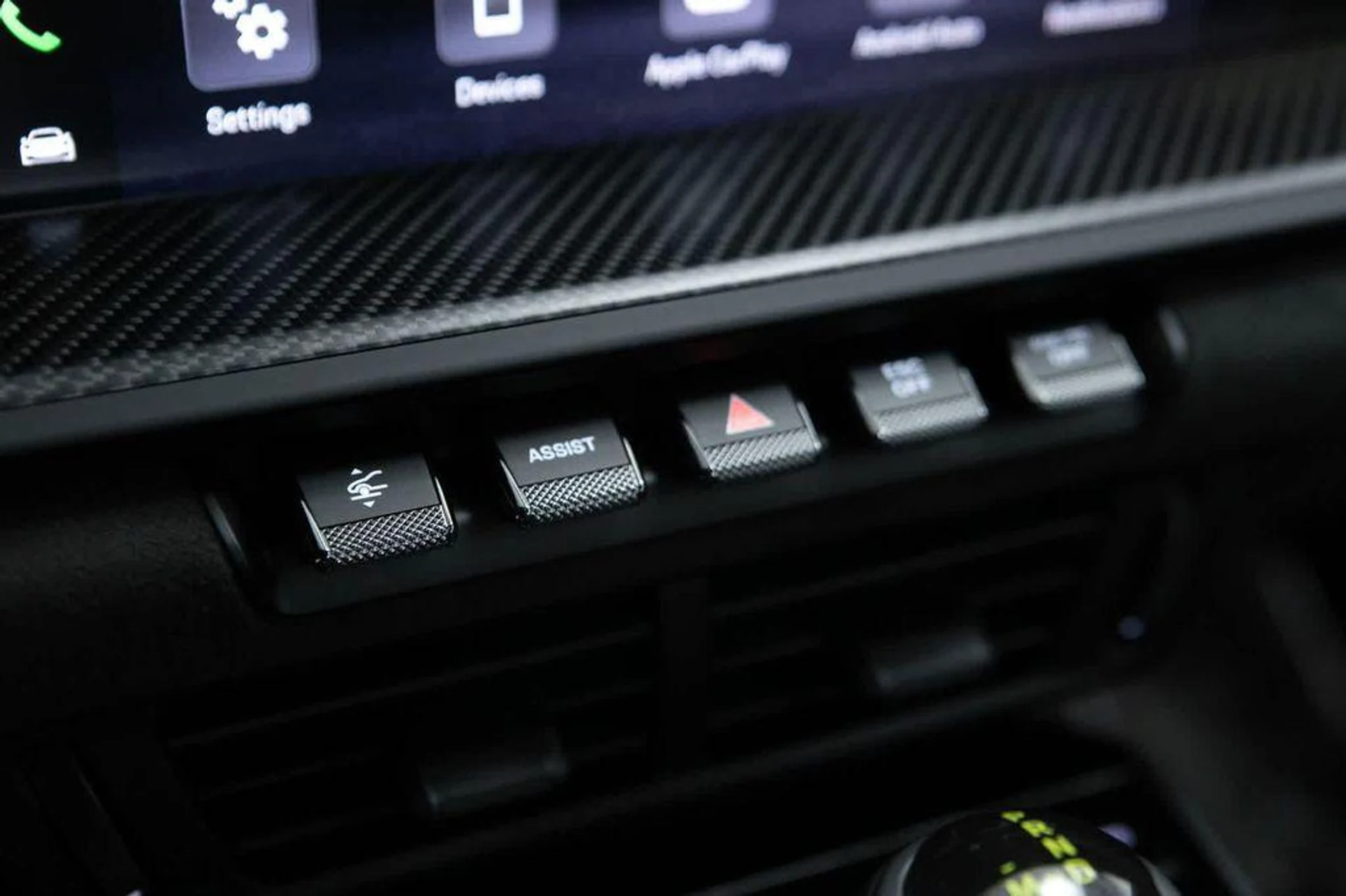 mph026_2168869114_eve0hl_TRK_1vn_t0jl_Sp864ax_DKQ_df2e960cc0