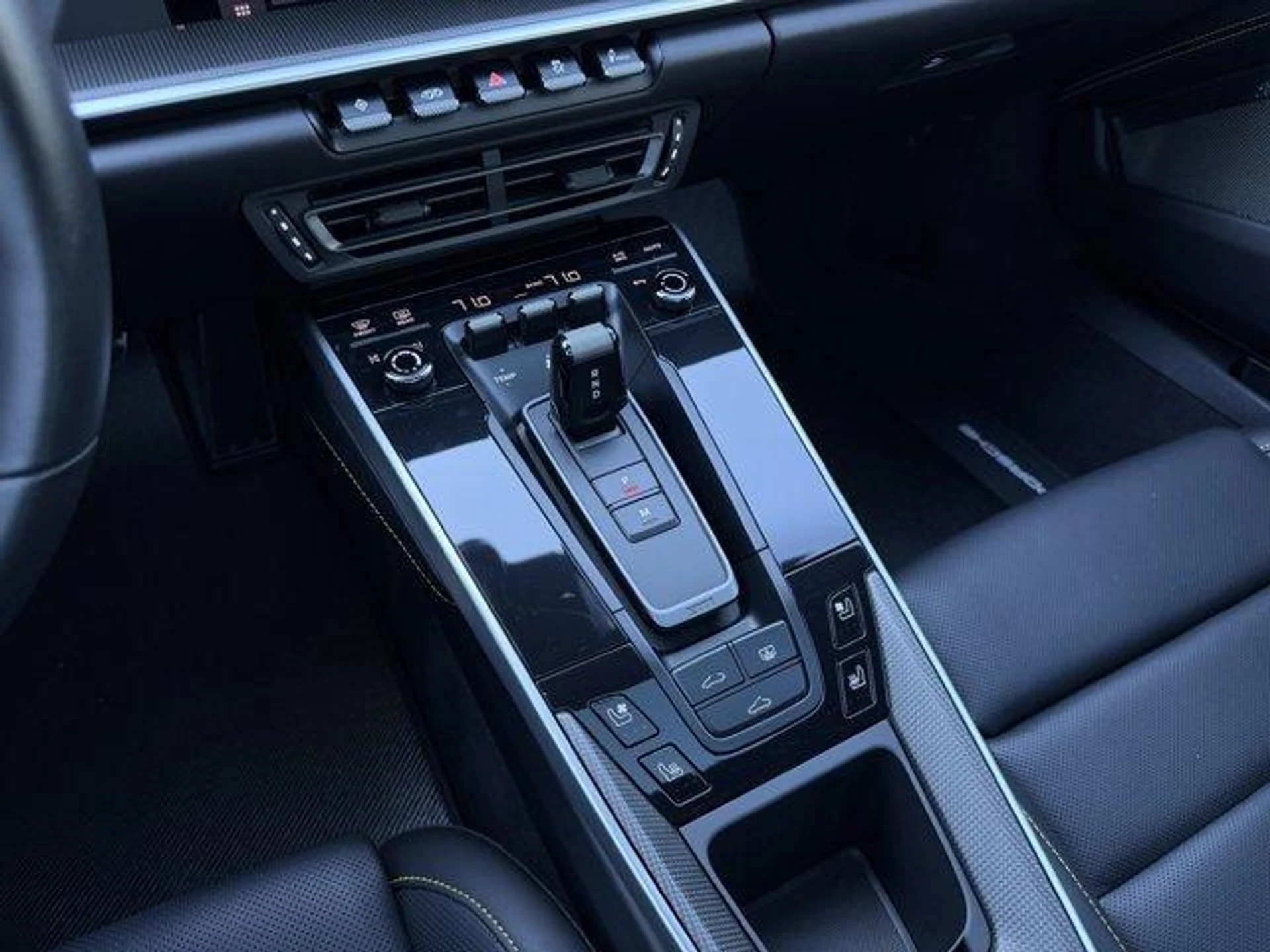 mph026_2172128823_1n8_Ghvco6qd_J49y_O1_Au7v_DWP_Lk_c23b569787