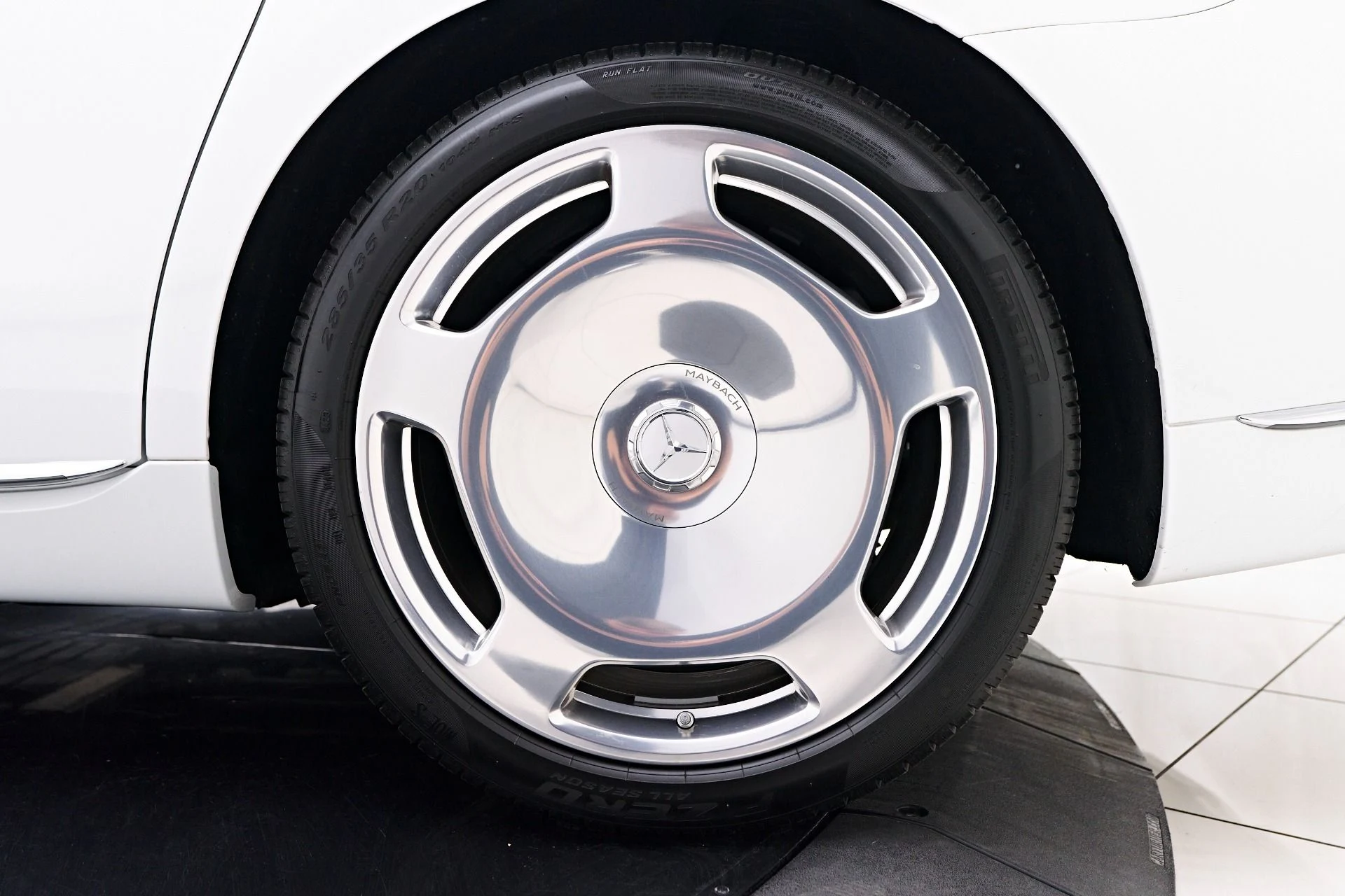 mph026_2173630297_Used_2024_Mercedes_Benz_S_Class_Maybach_S_680_1749232025_51bffec87c