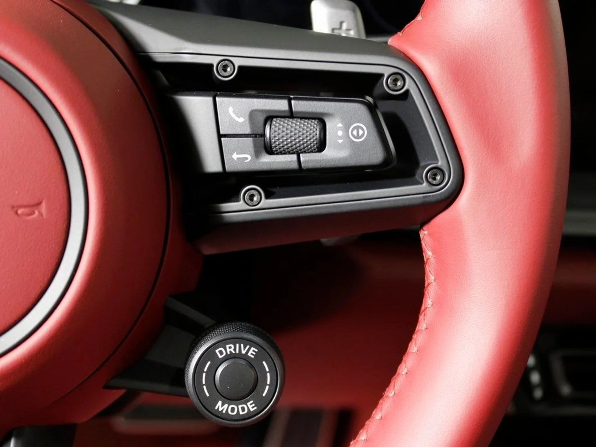 mph026_2183317867_27_5712d33413