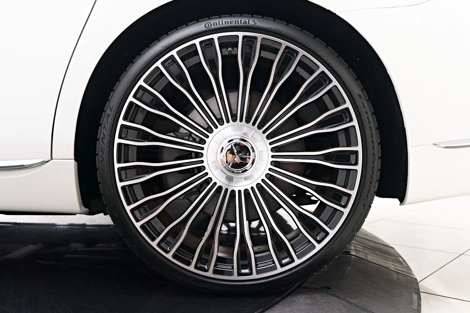mph026_2186403697_Used_2022_Mercedes_Benz_S_Class_Maybach_S_680_1757180815_f572230763